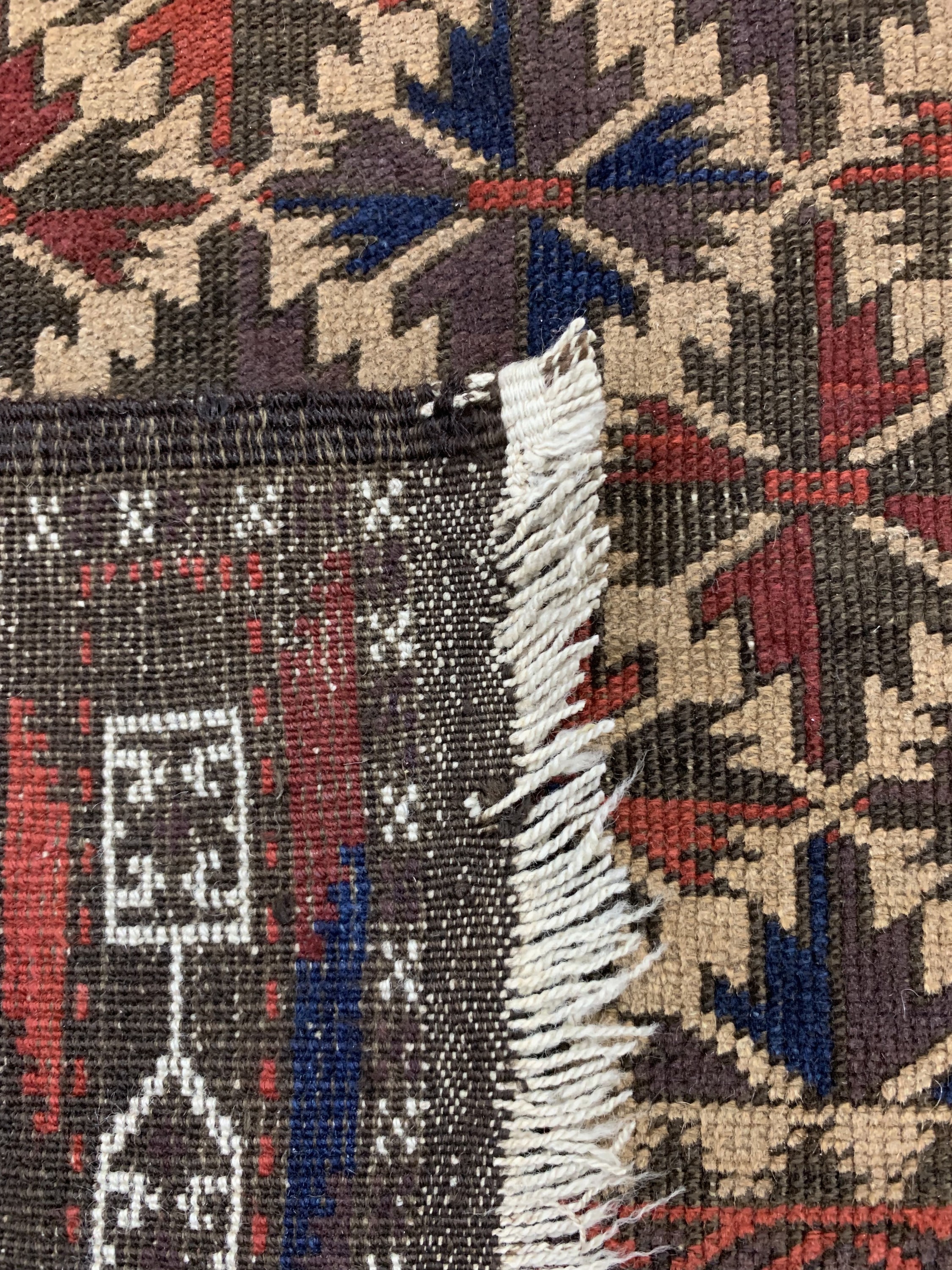 Detail f: Belutsch antik, Persien, 19.Jhd, Wolle auf Wolle, ca. 190 x 105 cm, EHZ: 3-4