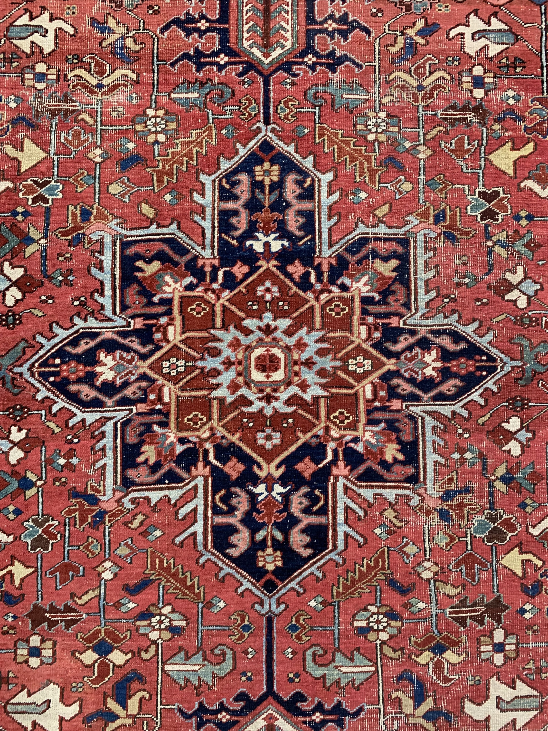 Detail c: Antiker Heriz, Persien, um 1900, Wolle auf Baumwolle, ca. 375 x 236 cm, EHZ: 3