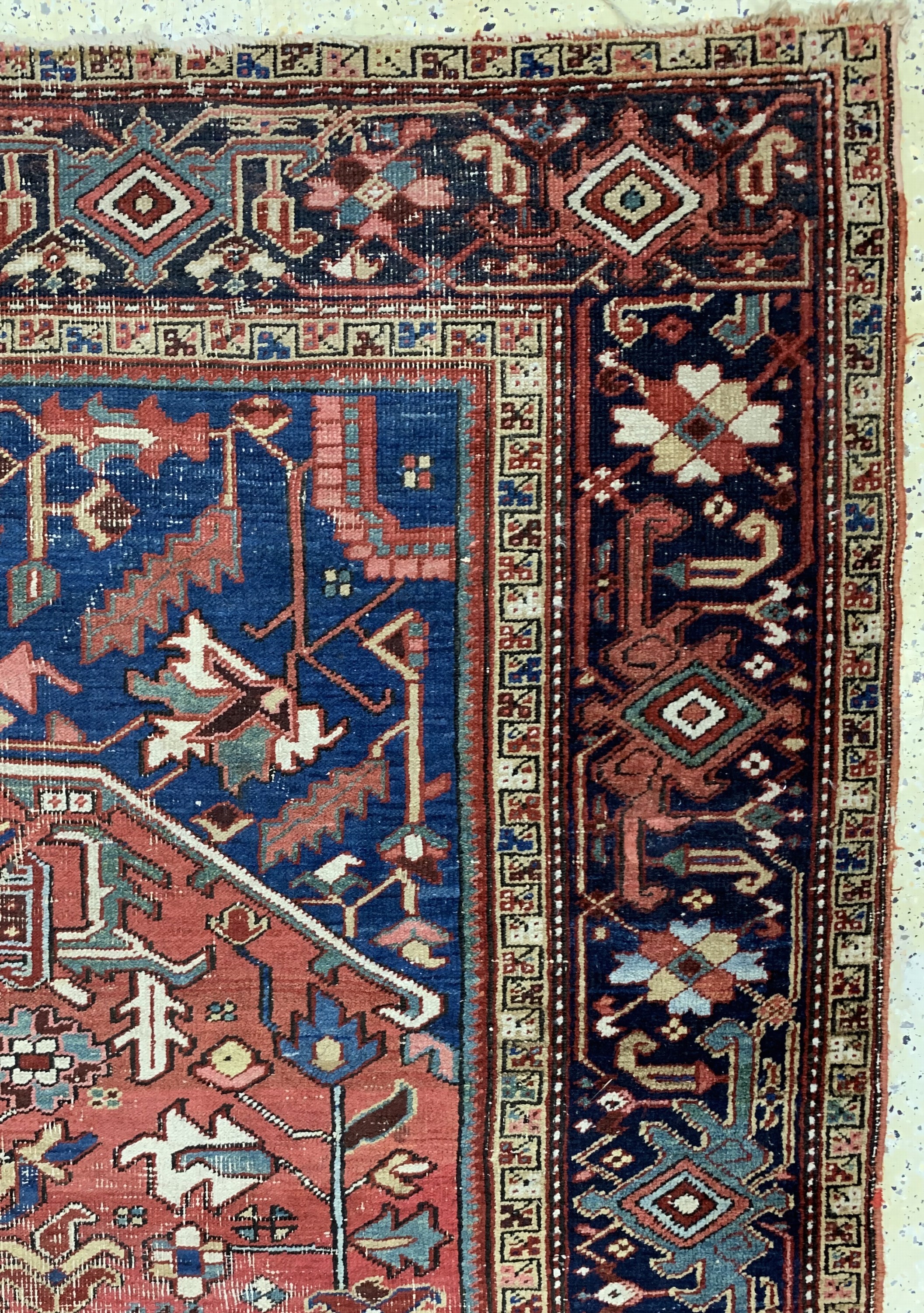 Detail e: Antiker Heriz, Persien, um 1900, Wolle auf Baumwolle, ca. 375 x 236 cm, EHZ: 3