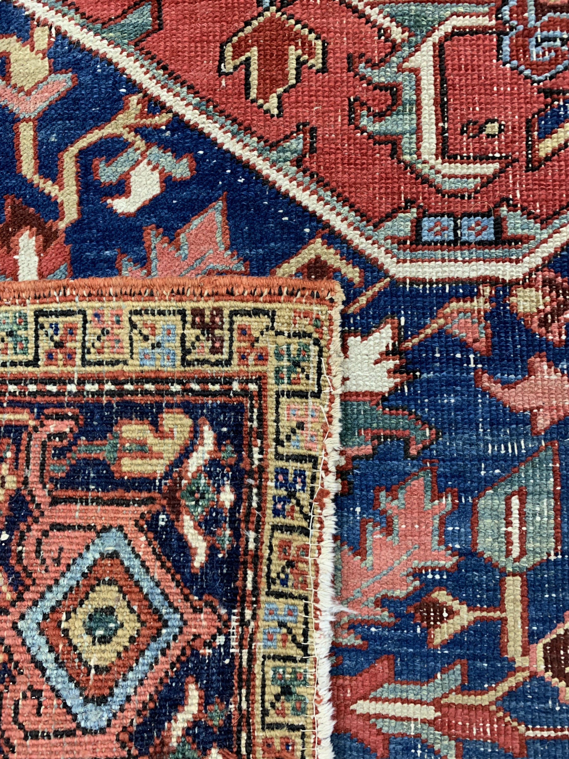Detail h: Antiker Heriz, Persien, um 1900, Wolle auf Baumwolle, ca. 375 x 236 cm, EHZ: 3