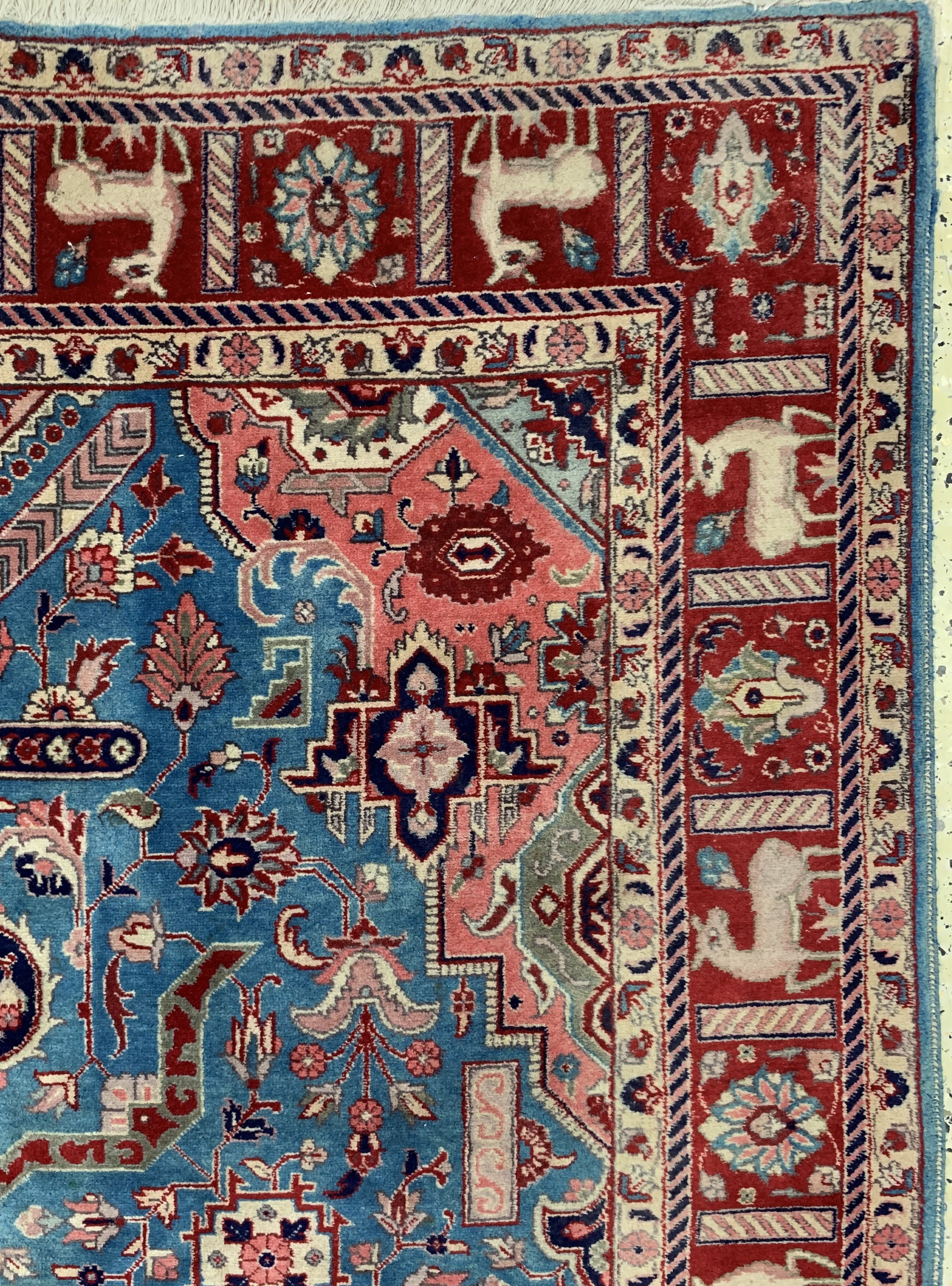 Detail e: Täbriz alt, Persien, Anfang 20.Jhd, Wolle auf Baumwolle, ca. 350 x 175 cm, EHZ: 2