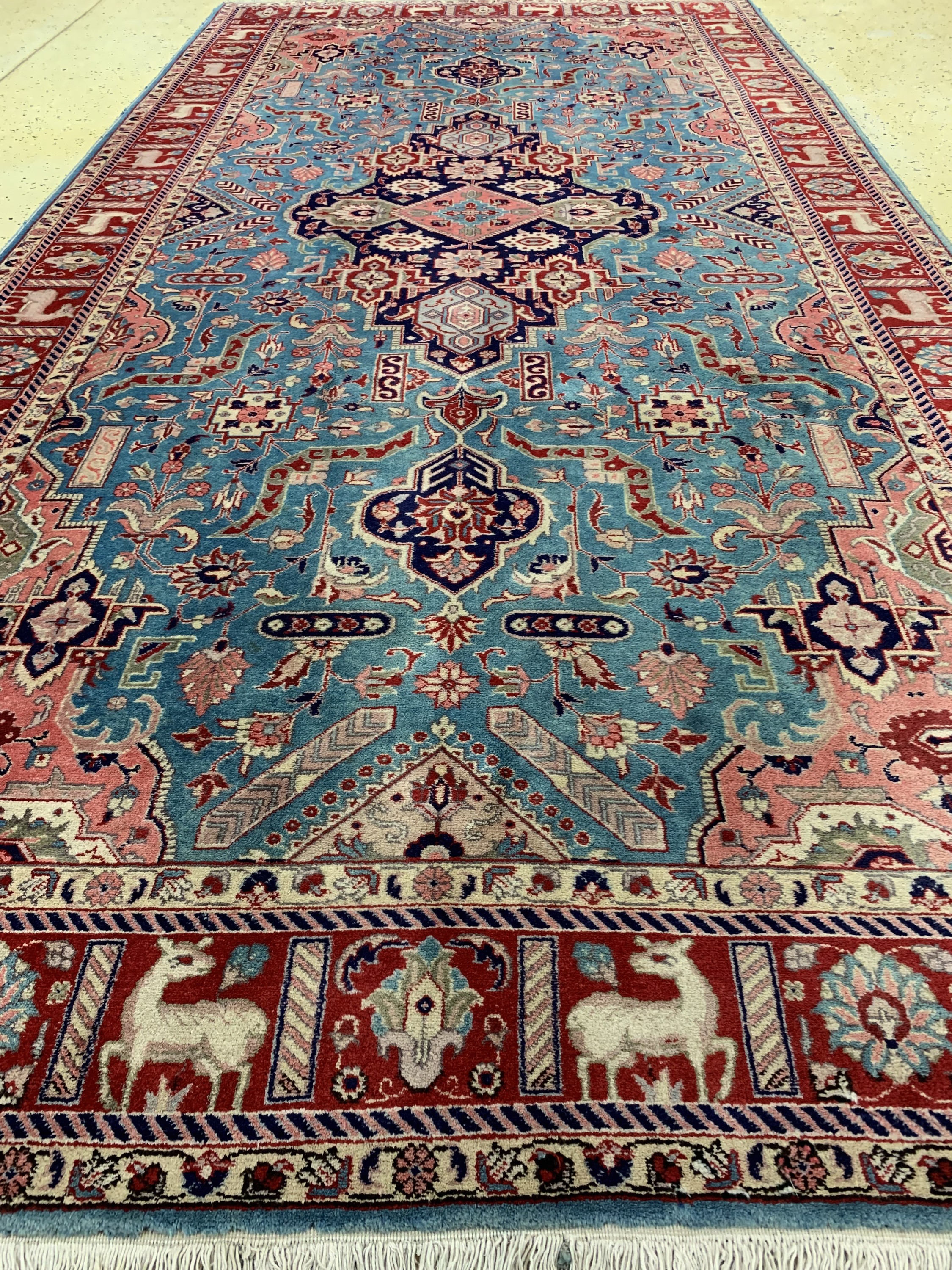 Detail f: Täbriz alt, Persien, Anfang 20.Jhd, Wolle auf Baumwolle, ca. 350 x 175 cm, EHZ: 2