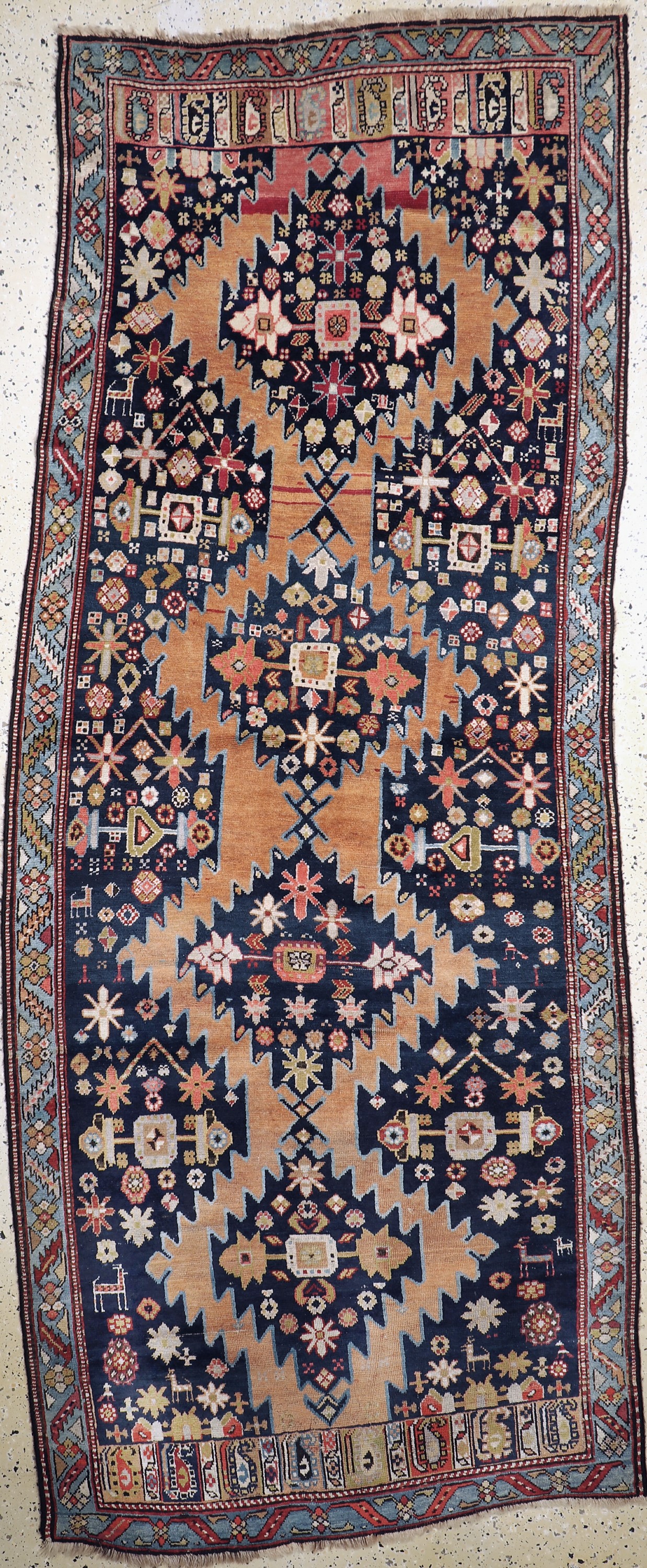 Karabagh antik, Kaukasus, um 1900, Wolle auf Wolle, ca. 310 x 122 cm, EHZ: 3-4
