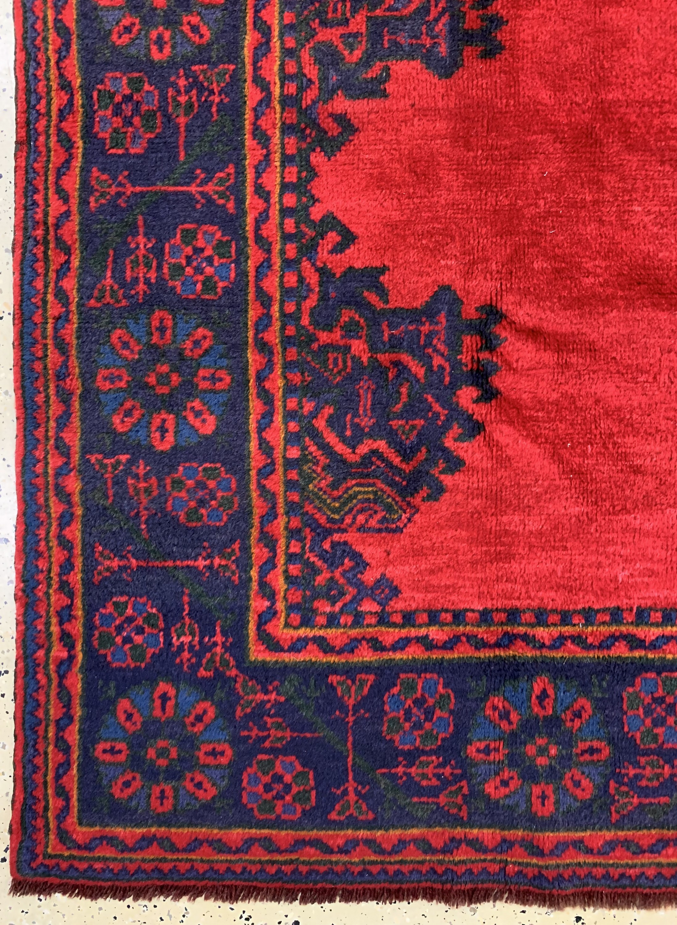 Detail b: Uschak, Türkei, Mitte 20.Jhd, Wolle auf Wolle, ca. 293 x 240 cm, EHZ: 2