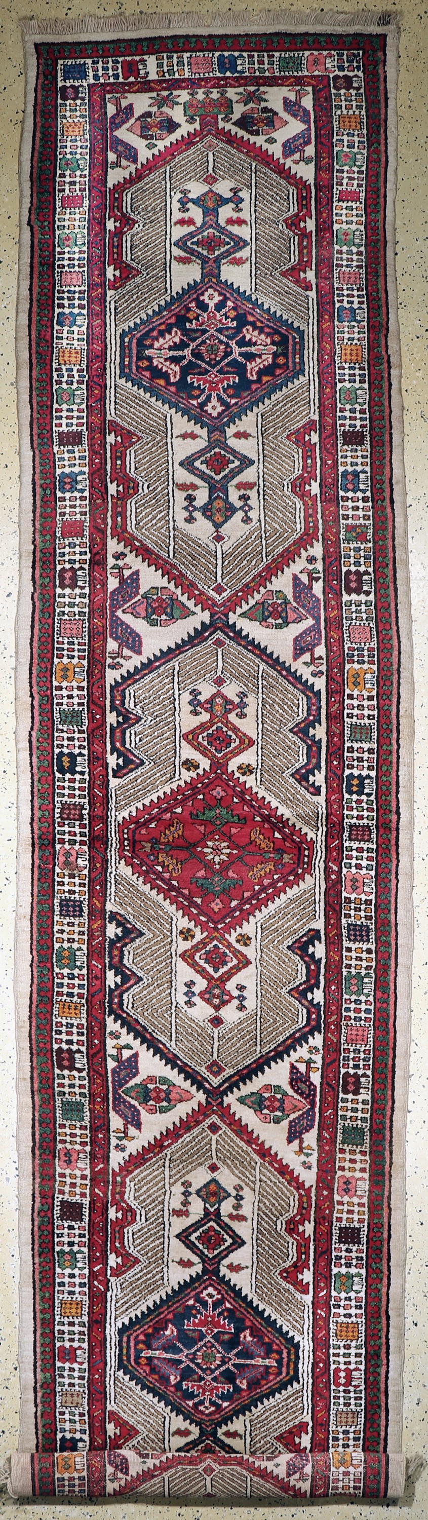 Antiker Sarab, Persien, um 1900, Wolle auf Wolle, ca. 455 x 110 cm, EHZ: 2