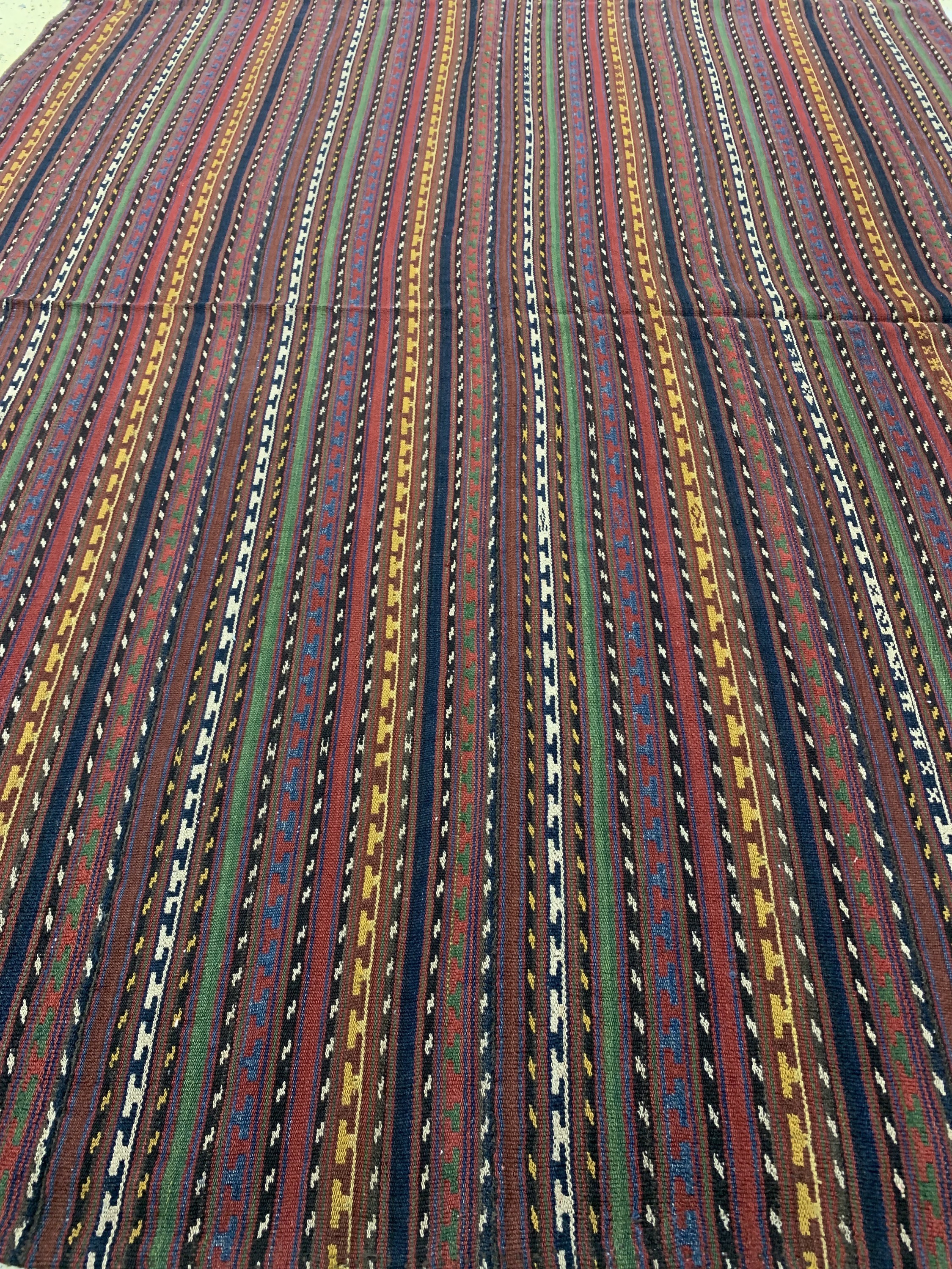 Detail e: Nomaden"Djajim", Persien, Anfang 20.Jhd, Wolle auf Wolle, ca. 195 x 155 cm, EHZ: 1-2