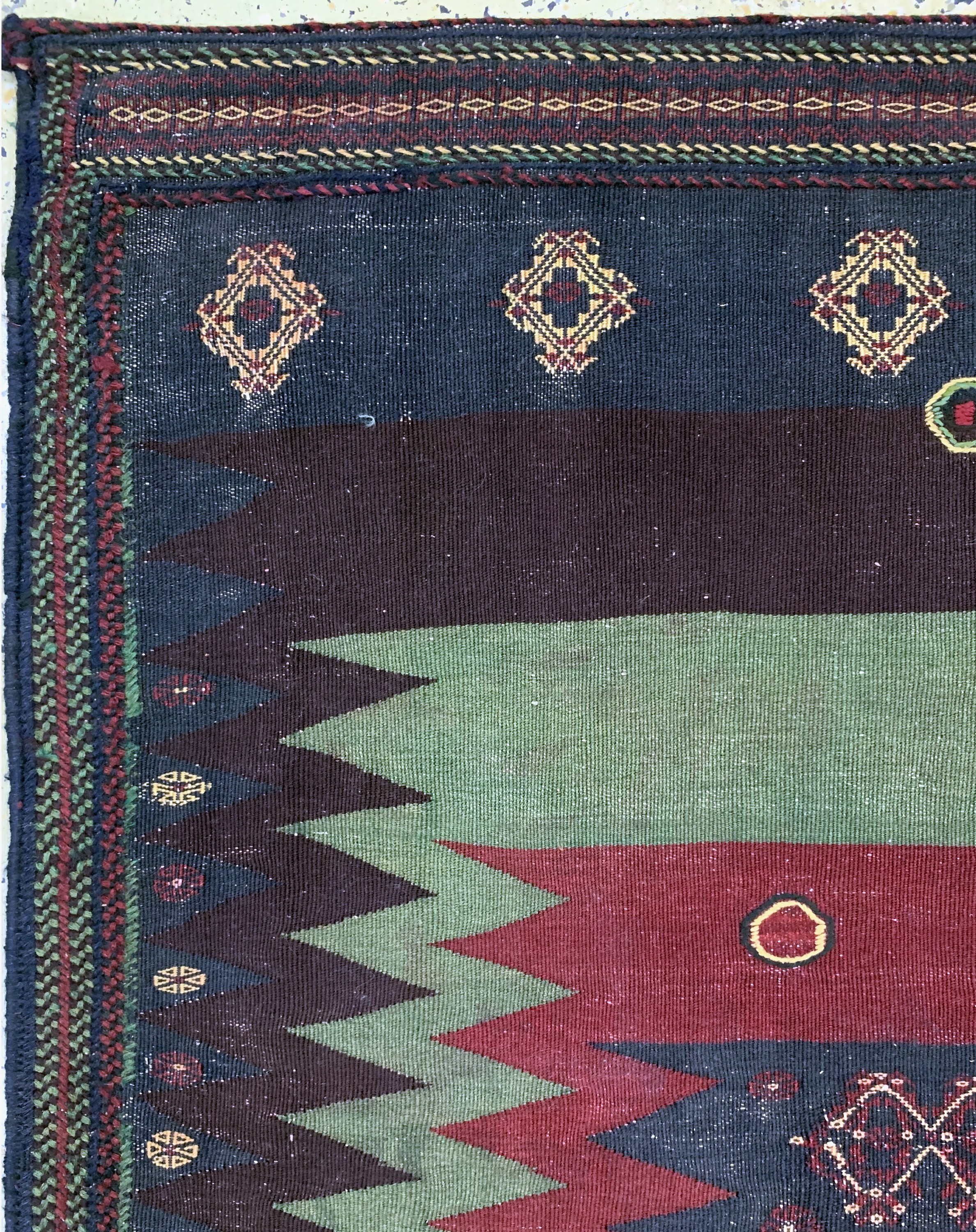 Detail c: Nomaden"Sofreh", Persien, Anfang 20.Jhd, Wolle auf Wolle, ca. 135 x 142 cm, EHZ: 2