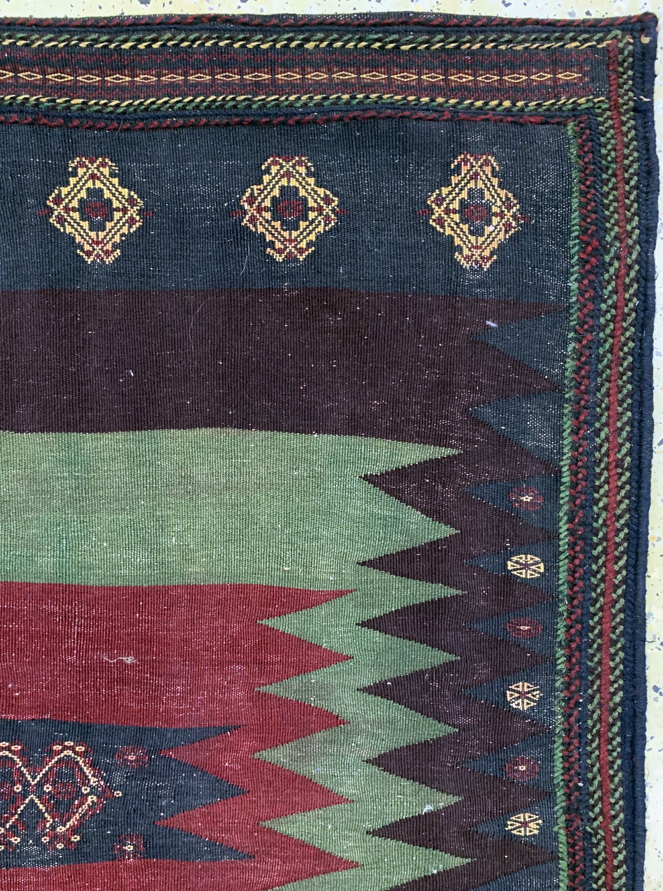 Detail d: Nomaden"Sofreh", Persien, Anfang 20.Jhd, Wolle auf Wolle, ca. 135 x 142 cm, EHZ: 2