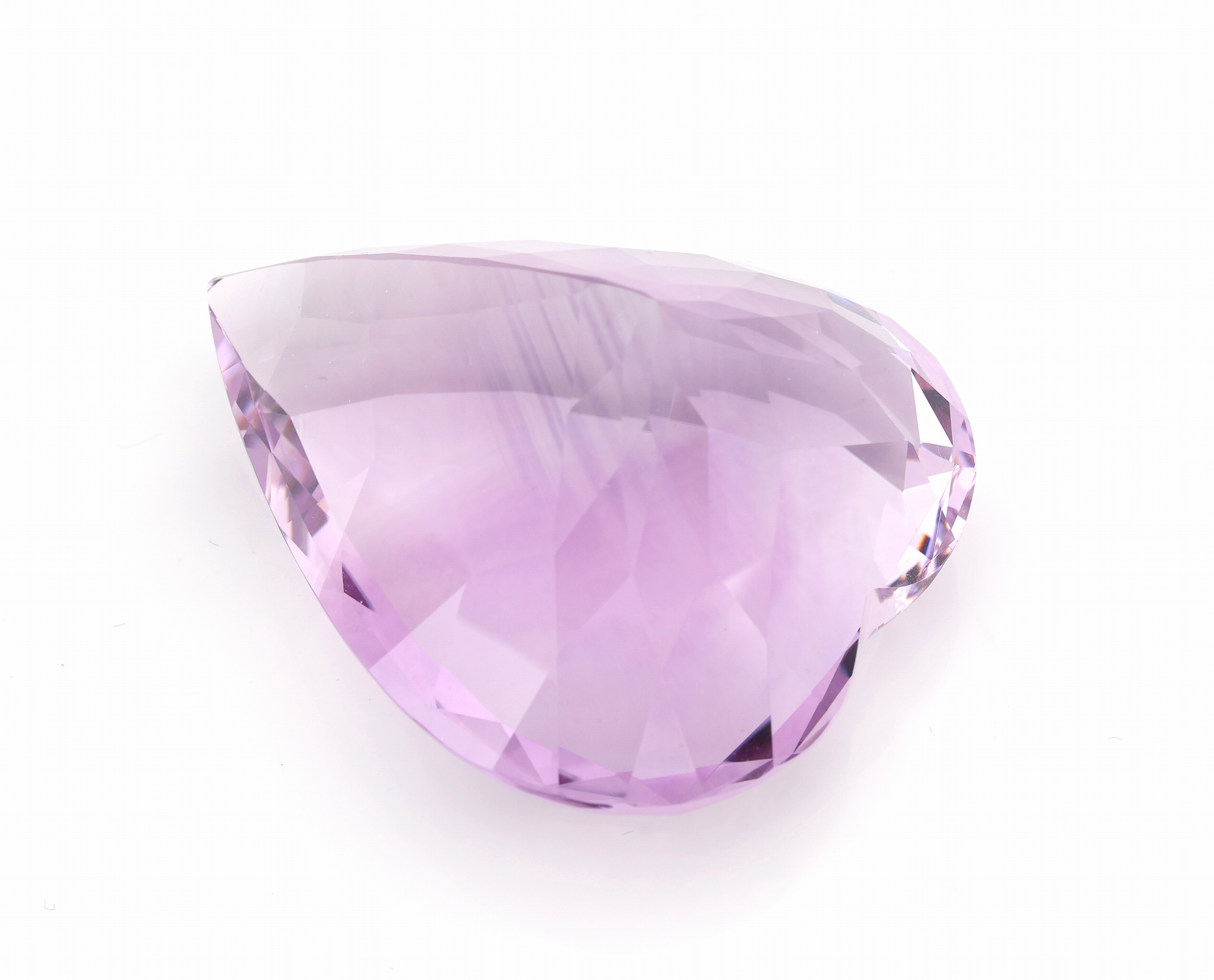 Detail b: Loser Amethyst, in Herzform, feine Qualität und Farbe, ca. 53.6 x 45 mm, ca. 67.2g, ca. 336 ct, Schmuck- und Sammlerstein, Unikat, Handarbeit, ...