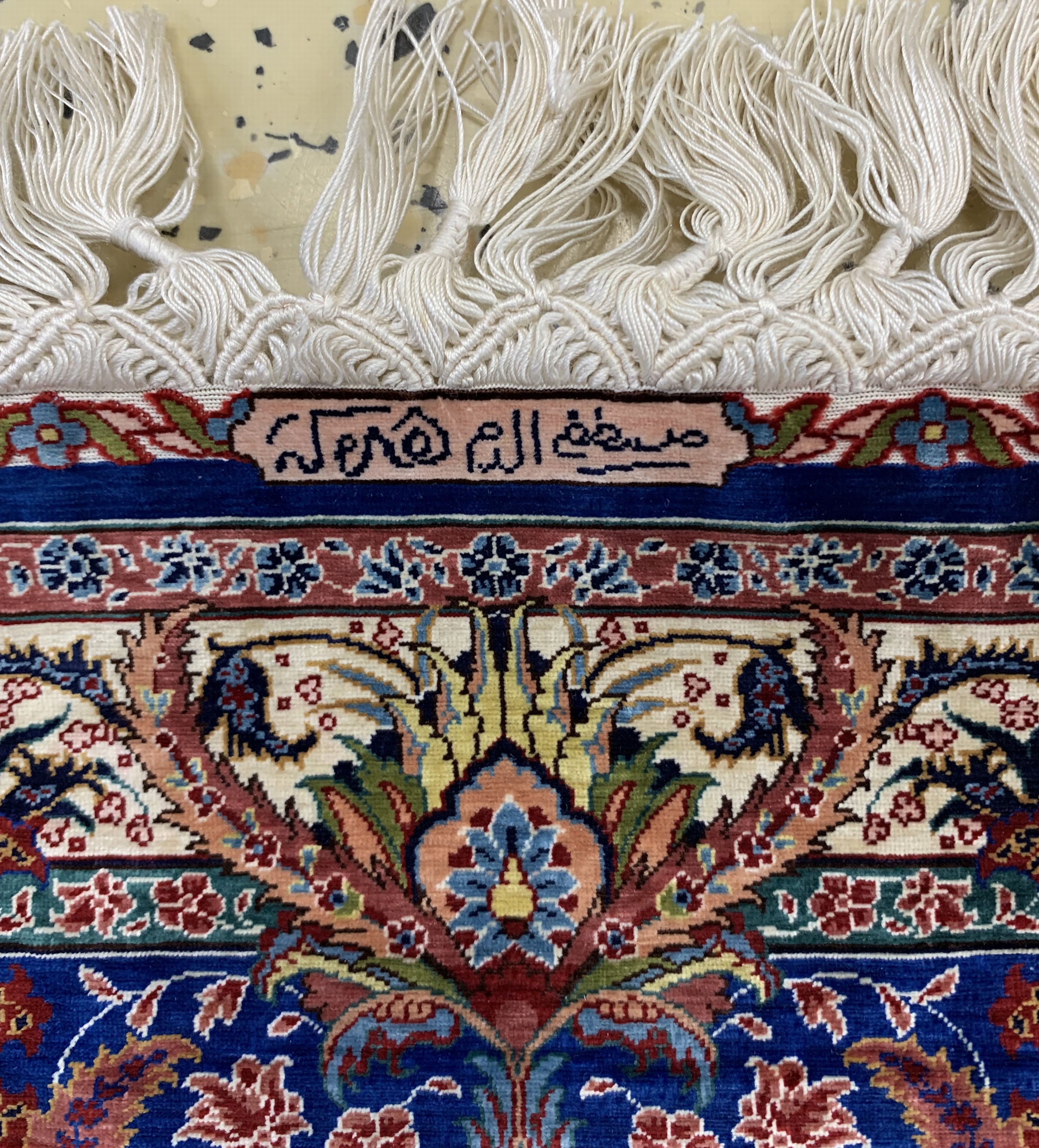 Detail d: Hereke Seide fein(17x17), signiert, Türkei,Ende 20.Jhd, reine Naturseide, ca. 57 x 38 cm,ca. 2,9 Mio. Kn/qm, EHZ: 1
