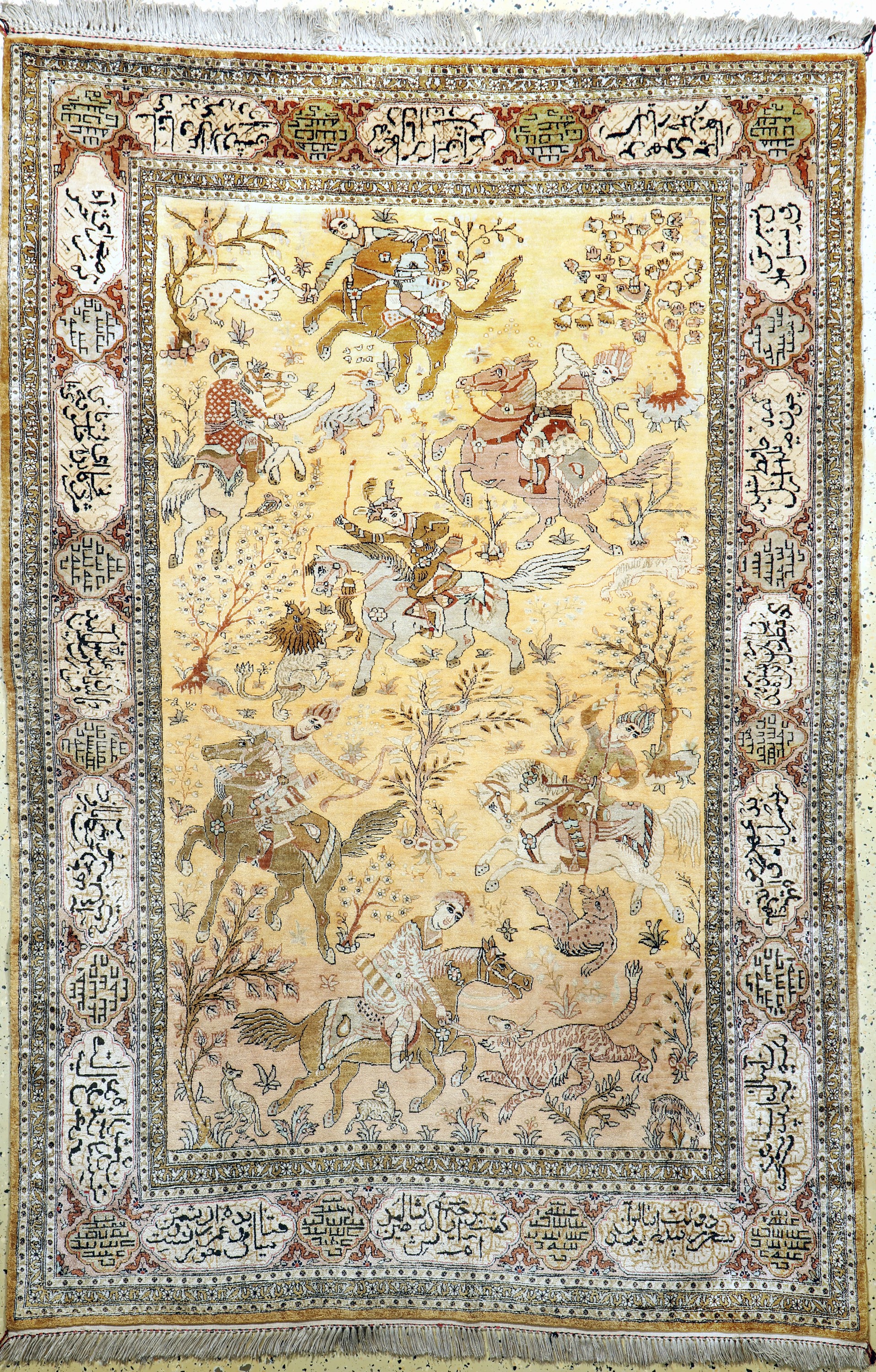 Ghom Seide fein, Persien, Mitte 20.Jhd, reine Naturseide, ca. 205 x 137 cm, EHZ: 1-2