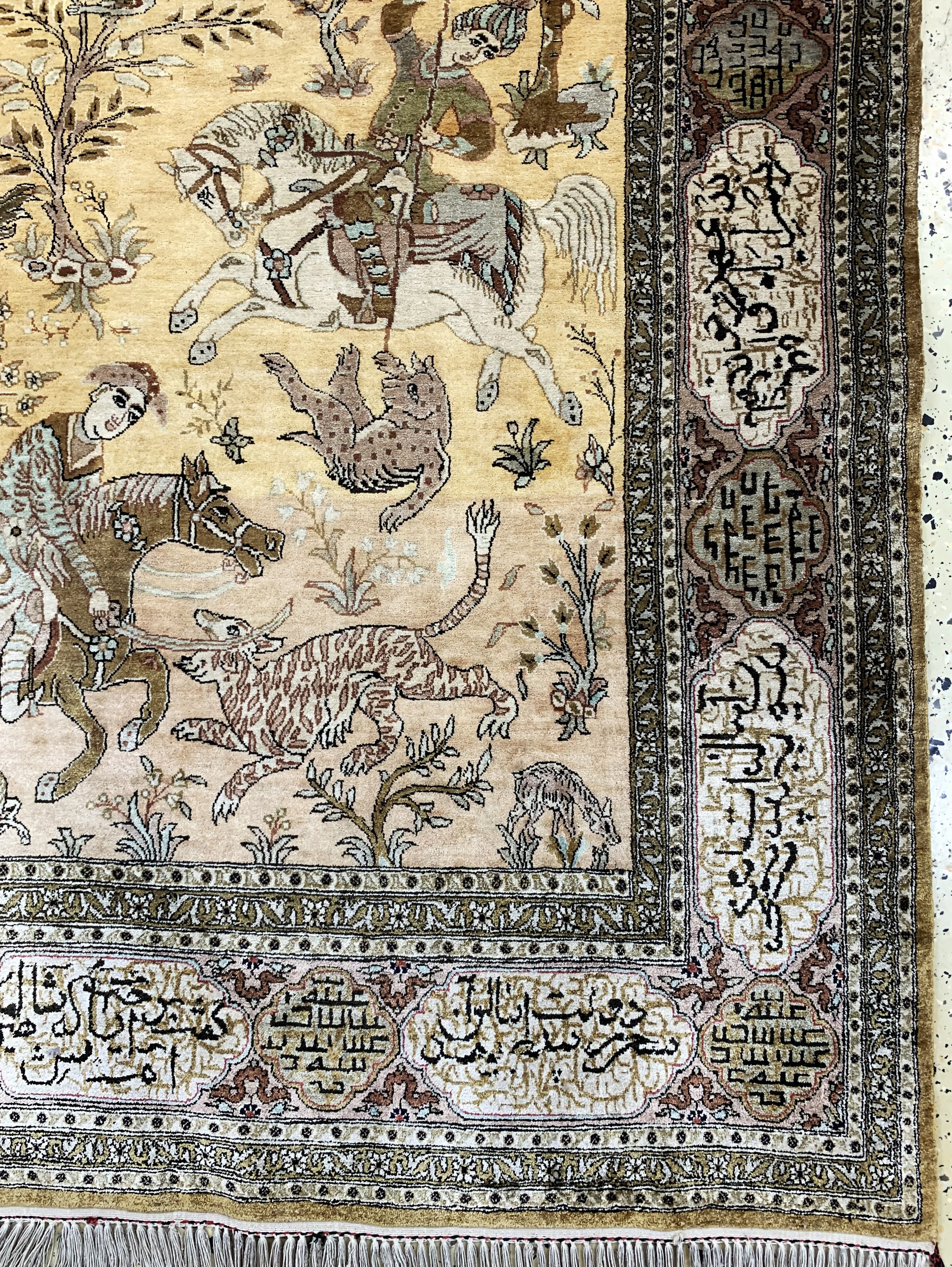 Detail a: Ghom Seide fein, Persien, Mitte 20.Jhd, reine Naturseide, ca. 205 x 137 cm, EHZ: 1-2