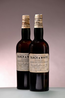 Image 26849592 - 2 Flaschen Black & White Special Blend of Buchanans Choice Old Scotch Whisky