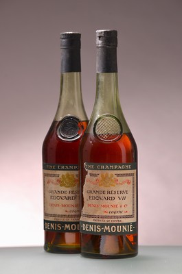 Image 26849603 - 5 Flaschen Denis Mounie Grand Réserve, Cognac,Edouard VII, Fine Champagne, 40%, ...