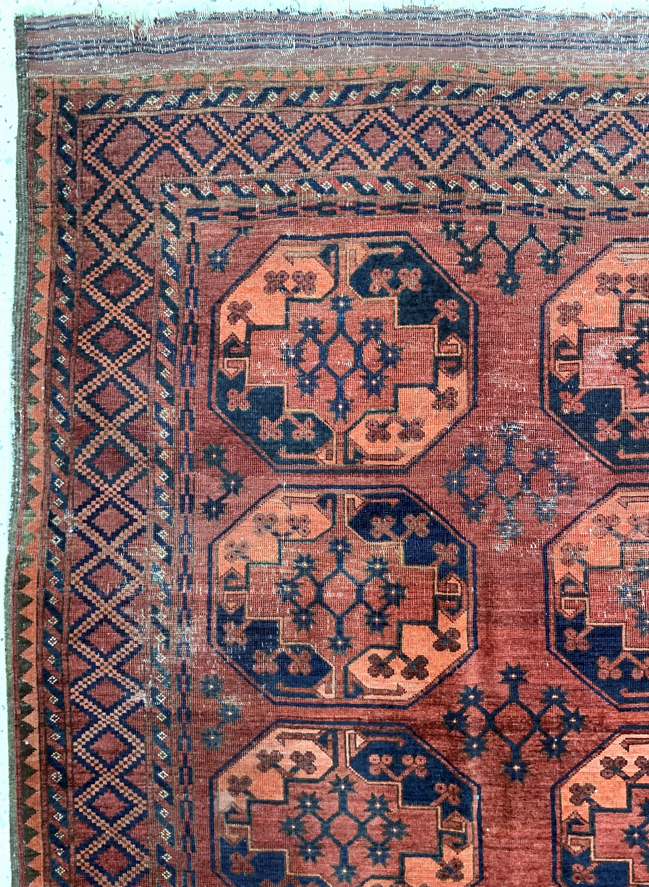 Detail c: Ersari antik, Turkmenistan, 19.Jhd, Wolle auf Wolle, ca. 265 x 210 cm, EHZ: 3