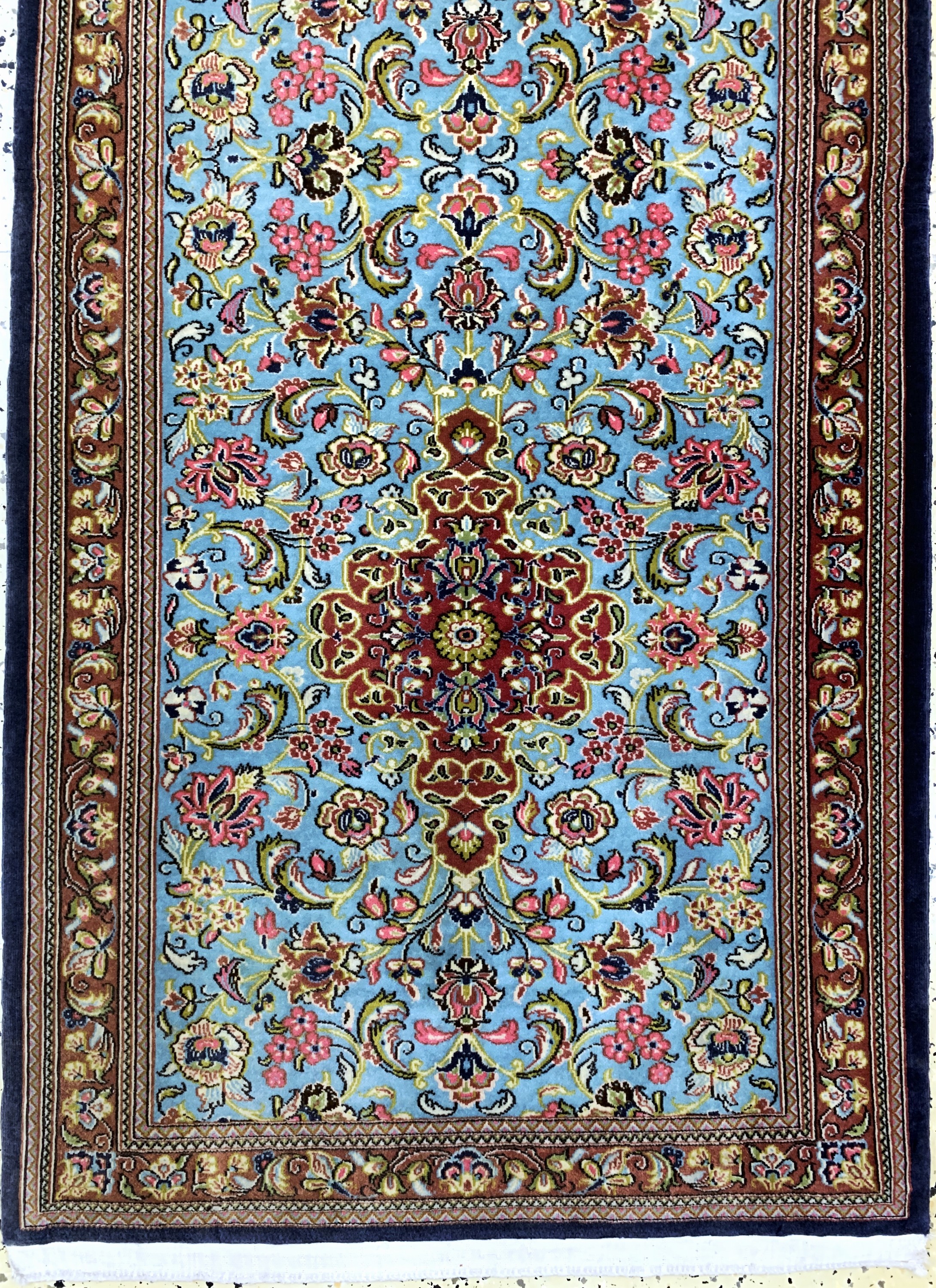 Detail b: Ghom Kork, Persien, Ende 20.Jhd, Korkwolle auf Baumwolle, ca. 196 x 84 cm, verblasst, EHZ: 2