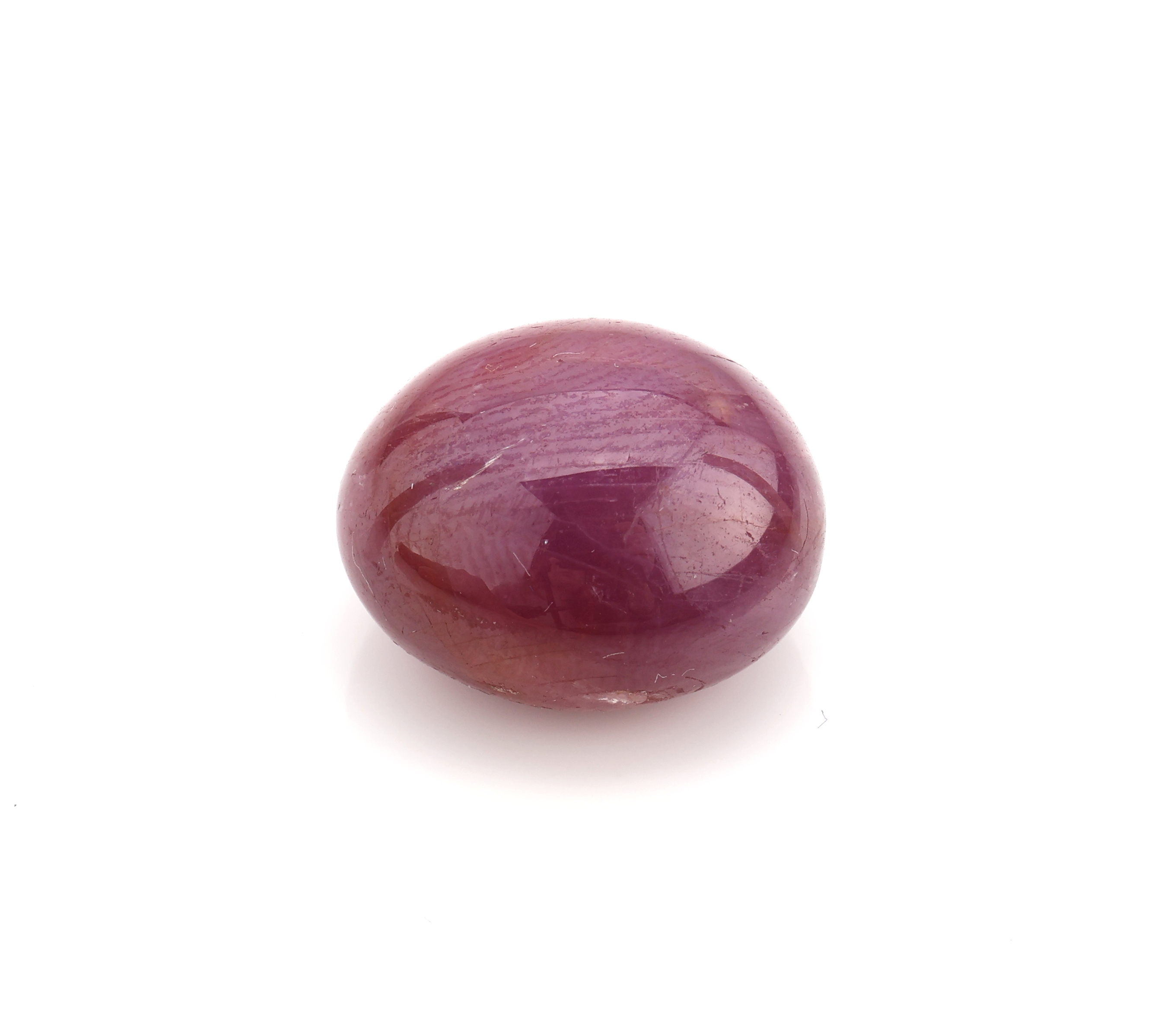 Detail b: Loser Sternrubin, ca. 24.5 ct, ovaler Cabochon