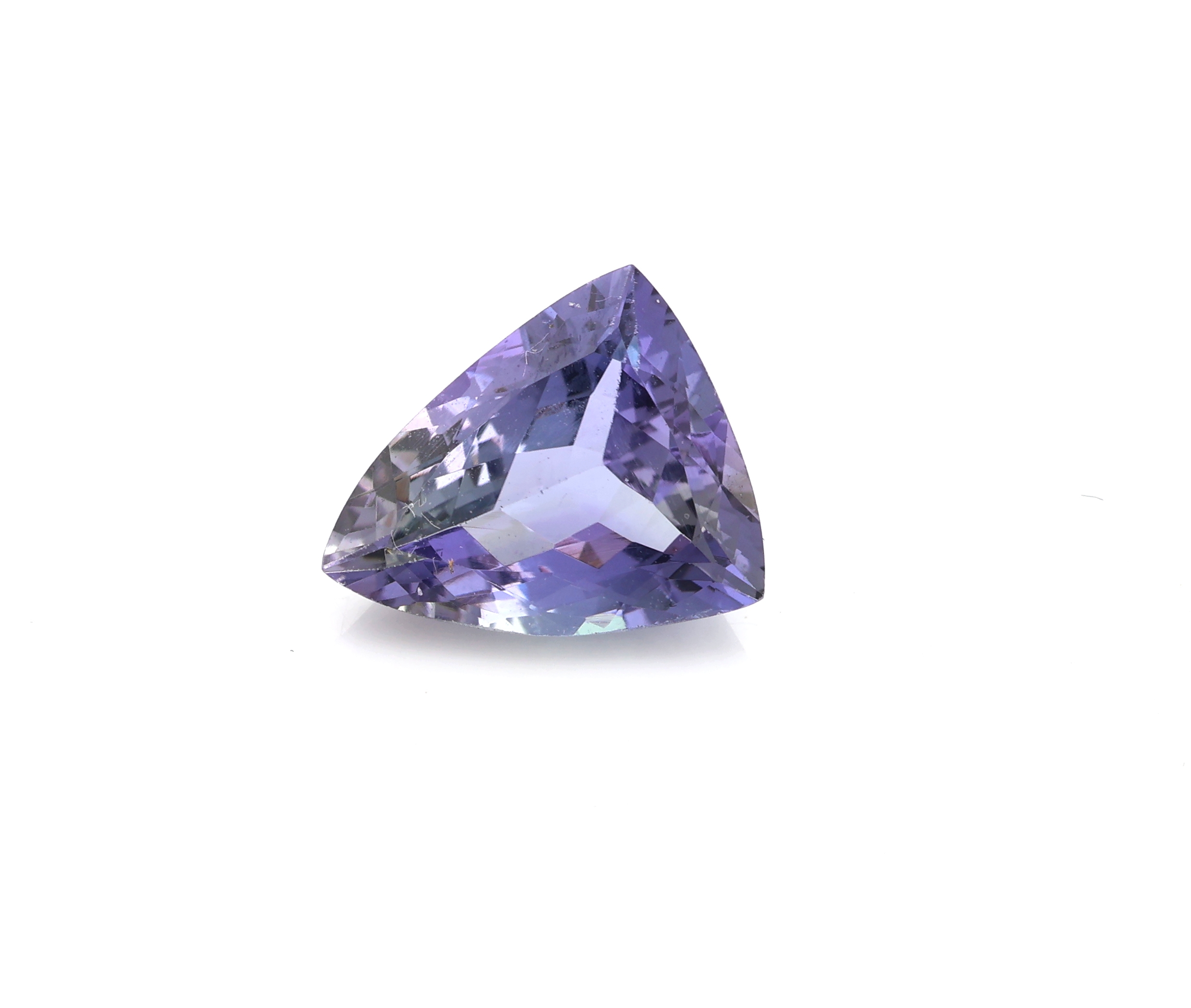 Detail a: Loser Tansanit, ca. 1.58 ct, facett. Triangel