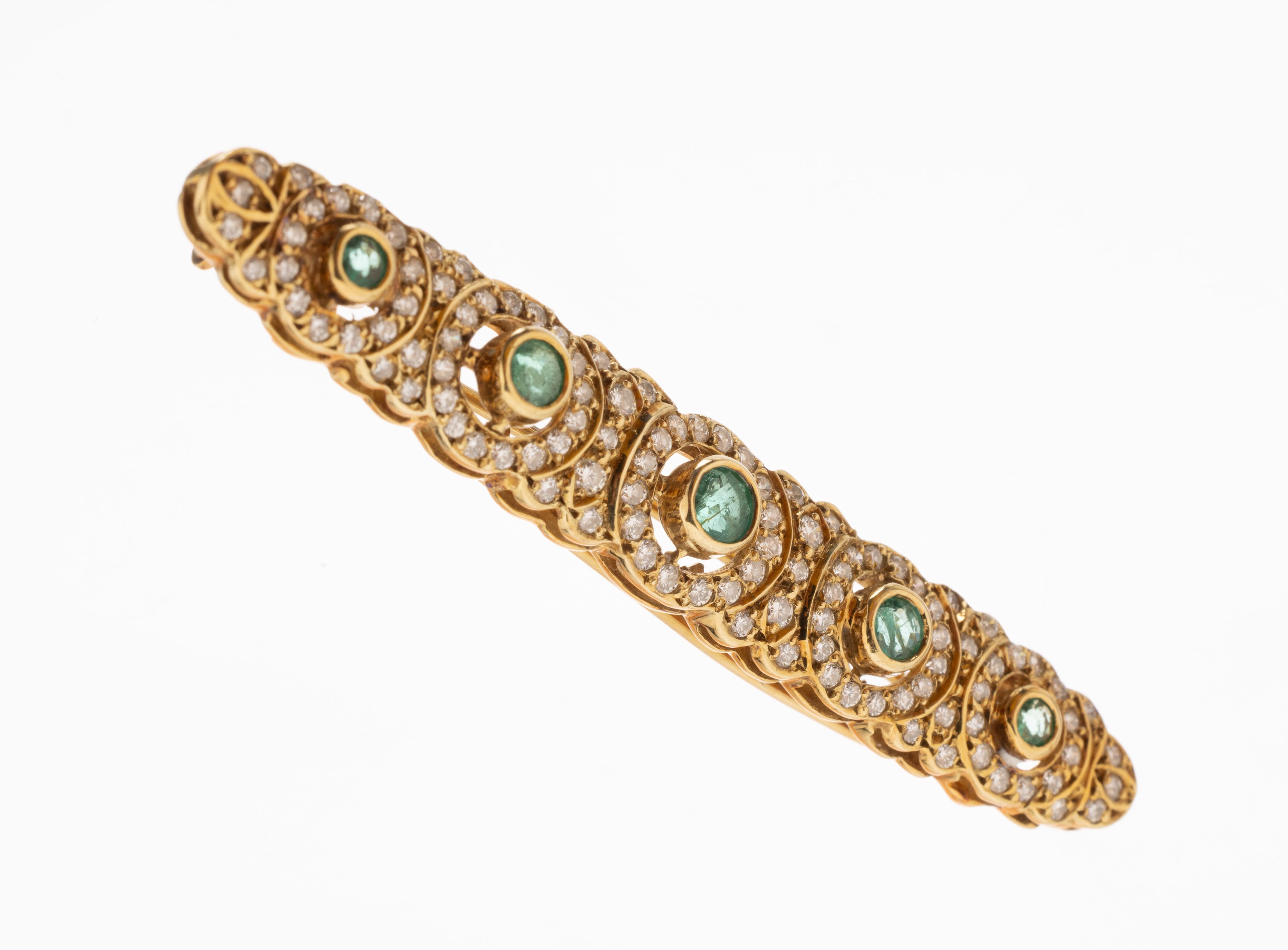 14 kt Gold Smaragd-Diamant-Brosche, GG 585/000, 5 ovalfacett. Smaragde zus. ca. 0.55 ct, Brillanten zus. ca. 0.62 ct feines Weiß- Weiß/si, ...