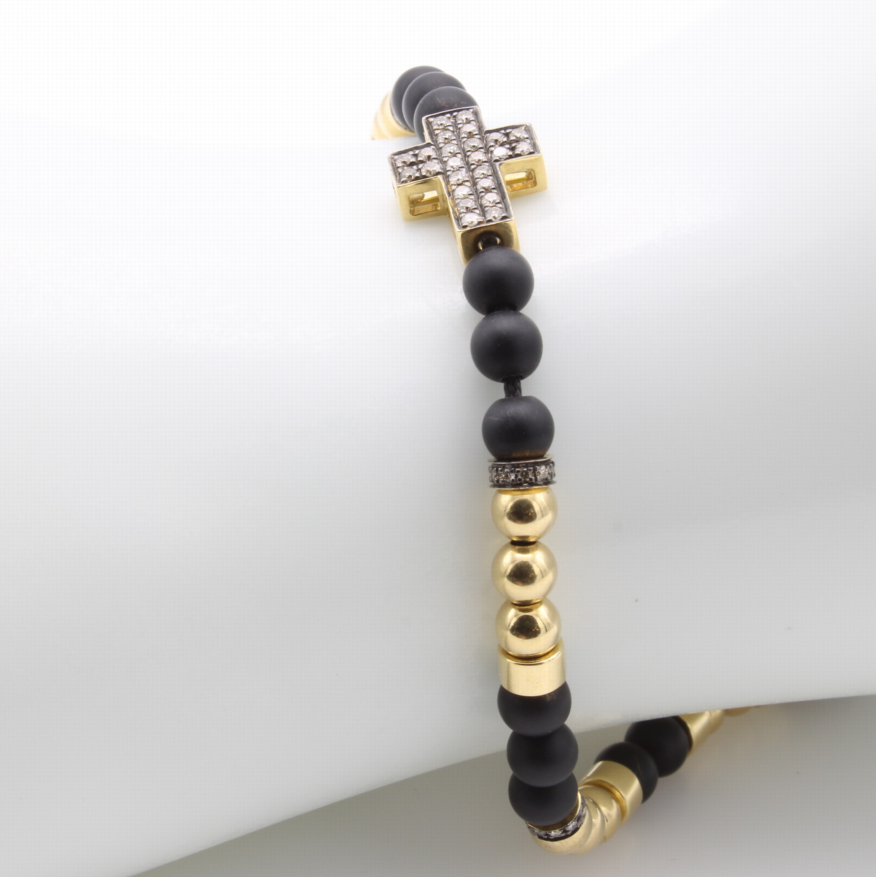 Image 26850405 - Armband mit Onyxen und Brillanten, GG 750/000, Kreuz und 4 Zwischenteile bes. m. Brill. ...