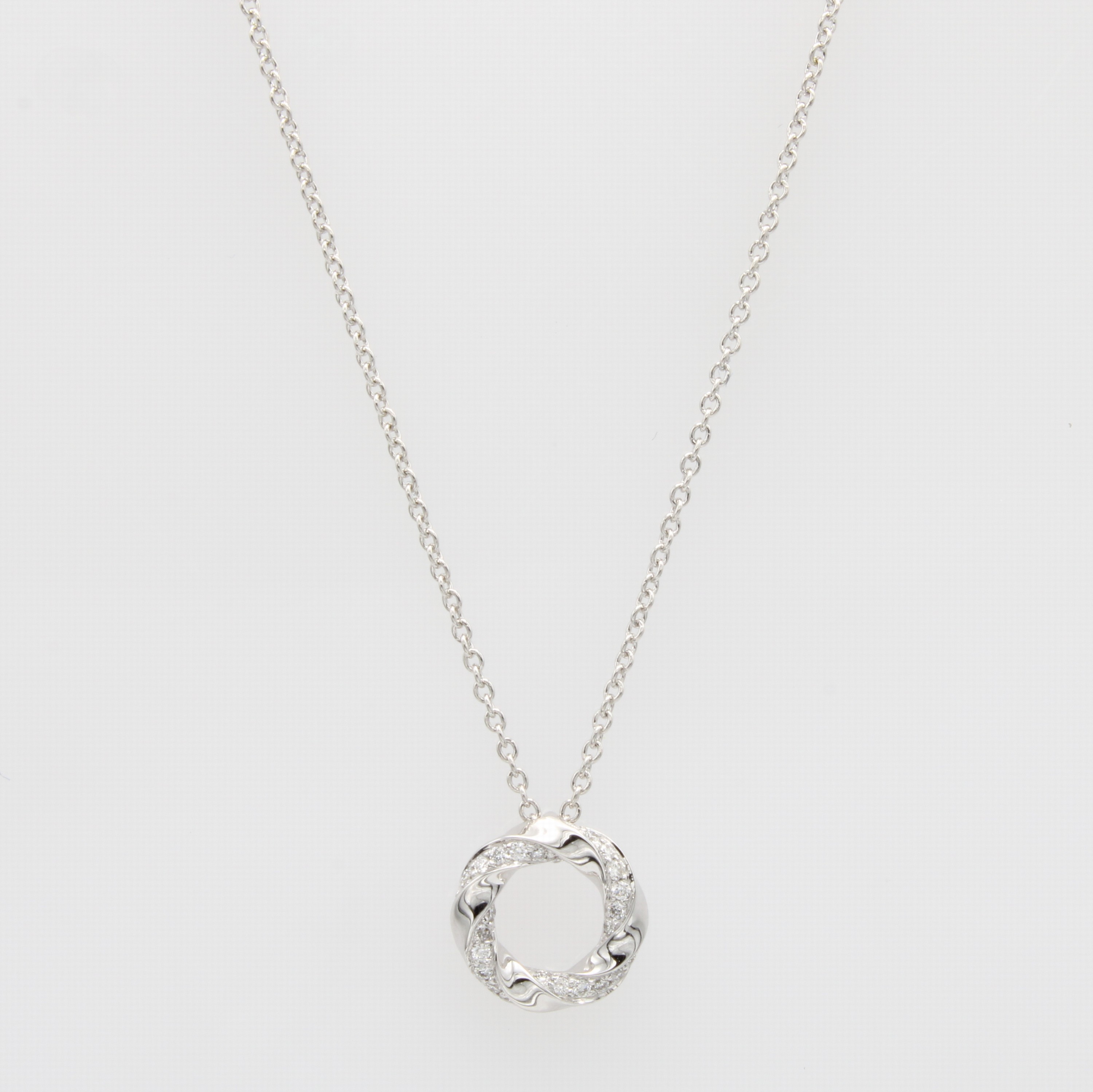 Image 26850423 - Collier mit Brillanten, WG 750/000, runder Anhänger in sich verschlungen, bes. m. 24 ...