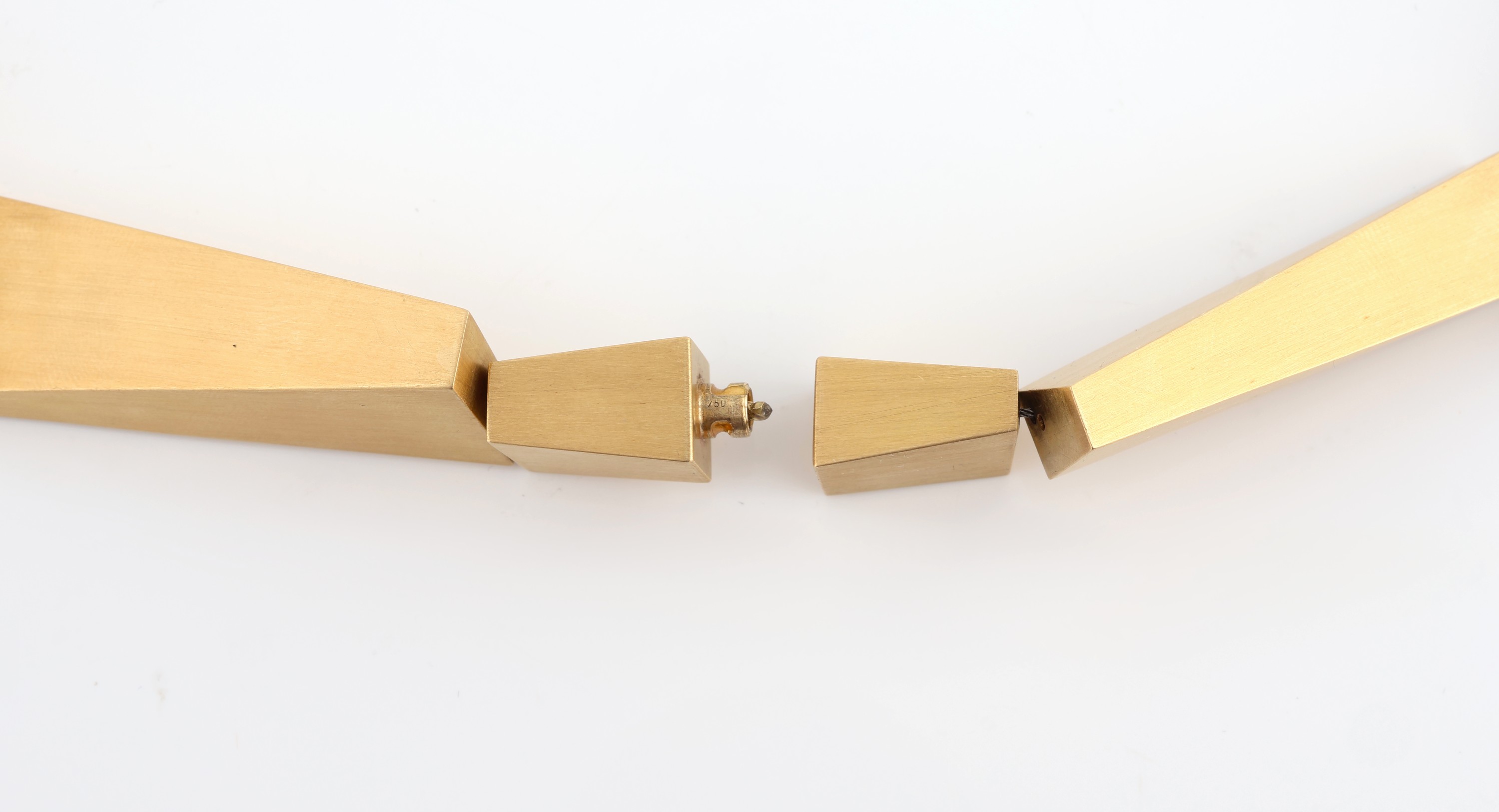 Detail b: Außergewöhnliches 18 kt Gold Collier, Design Martin + Ulla Kaufmann, GG 750/000, gekauftin New York, Stuart Moore Gallery New York, bei einer ...