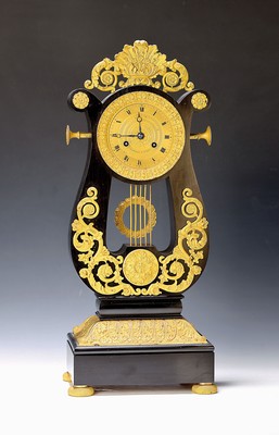 Image 26850812 - Lyra-Uhr, Frankreich, um 1820, Empire, Holzgehäuse ebonisiert, im Sockel ...