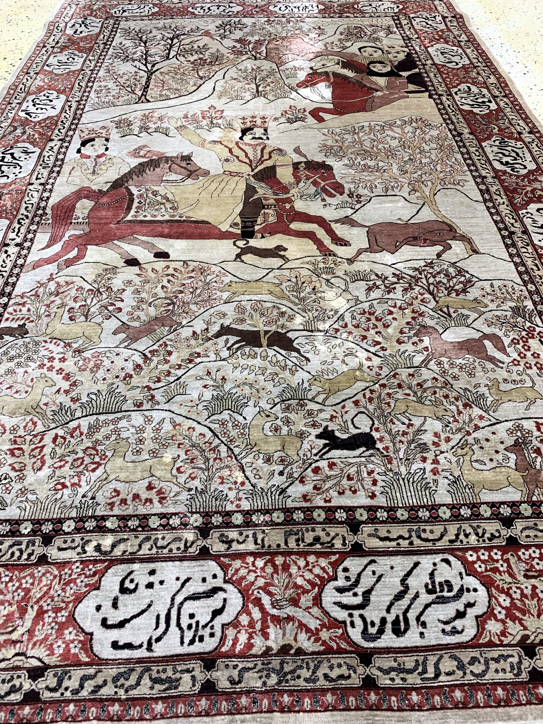 Detail f: Seiden-Teppich Pakistan, "Bahram-Gour", Mitte 20.Jhd, reine Naturseide, ca. 220 x 142 cm, ca. 1,0 Mio. Kn/qm, EHZ: 2(Fleckig)