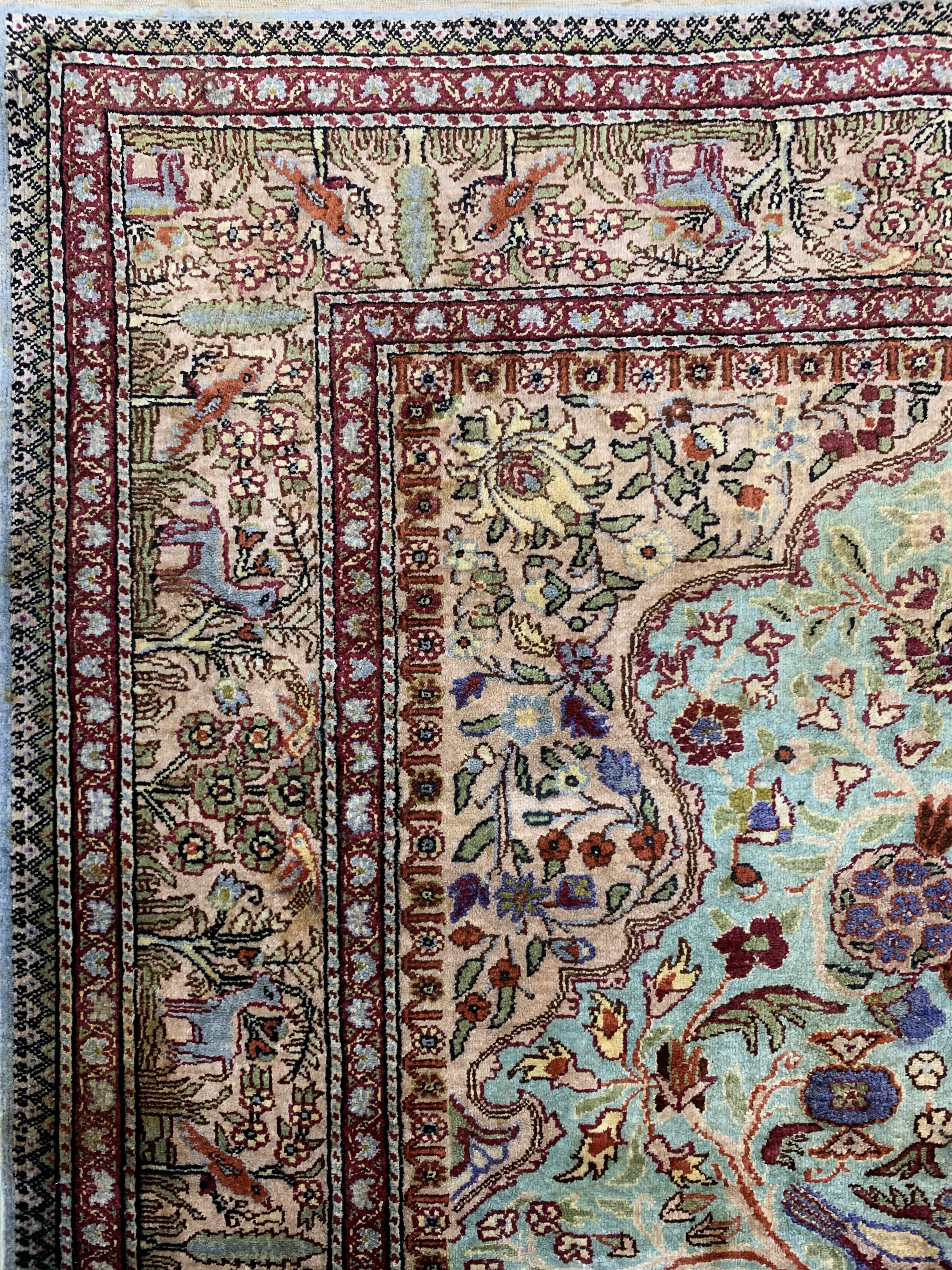 Detail c: Seiden Kayseri, Türkei, Mitte 20.Jhd, reineNaturseide, ca. 150 x 100 cm, Reinigungsbedürftig, EHZ: 1-2