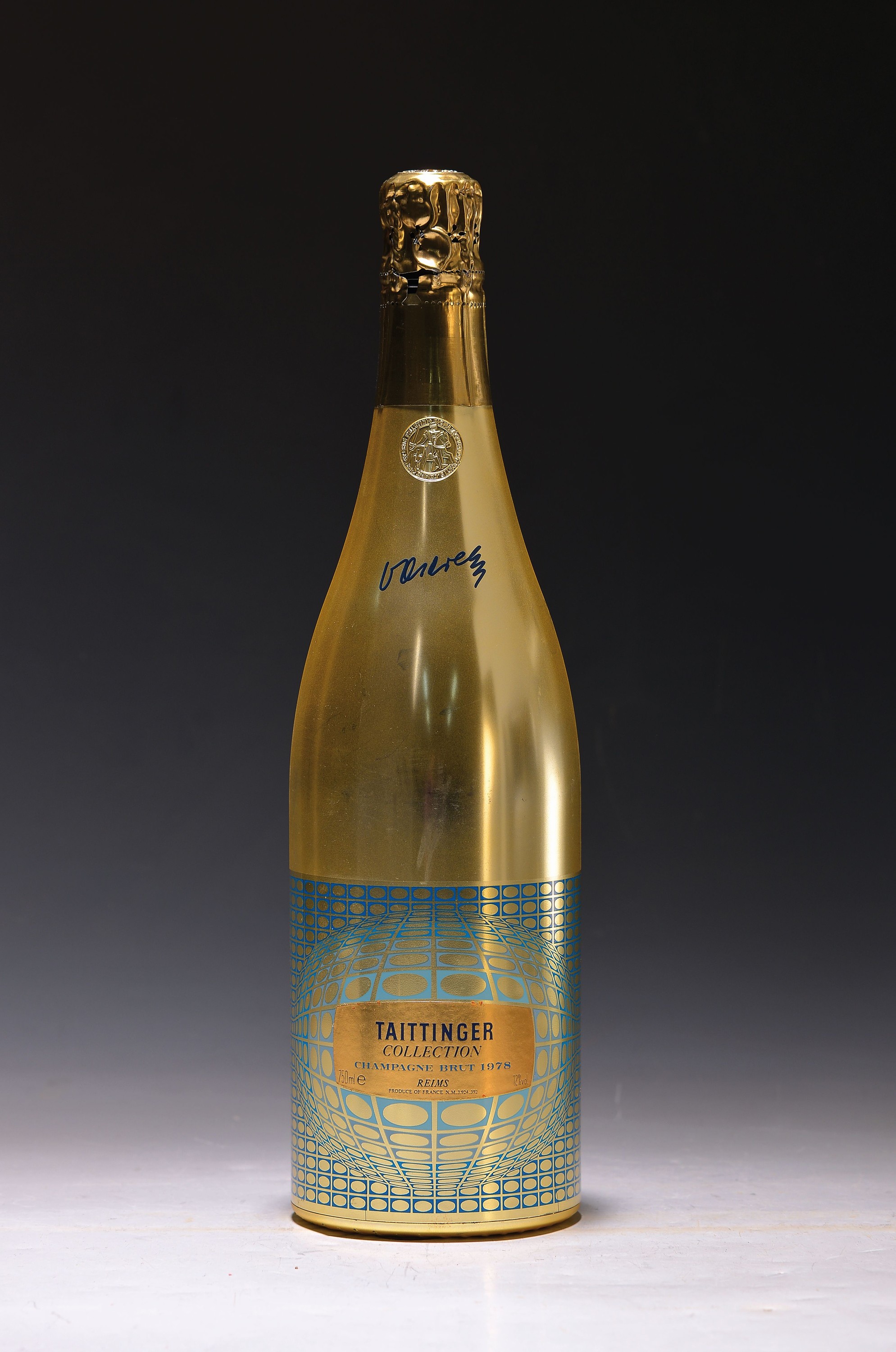 1 Flasche 1978 Taittinger Collection, Victor Vasarely, Champagne brut 0.75l, 12 Vol%. orig. verkorkt und unverkostet, orig. Karton