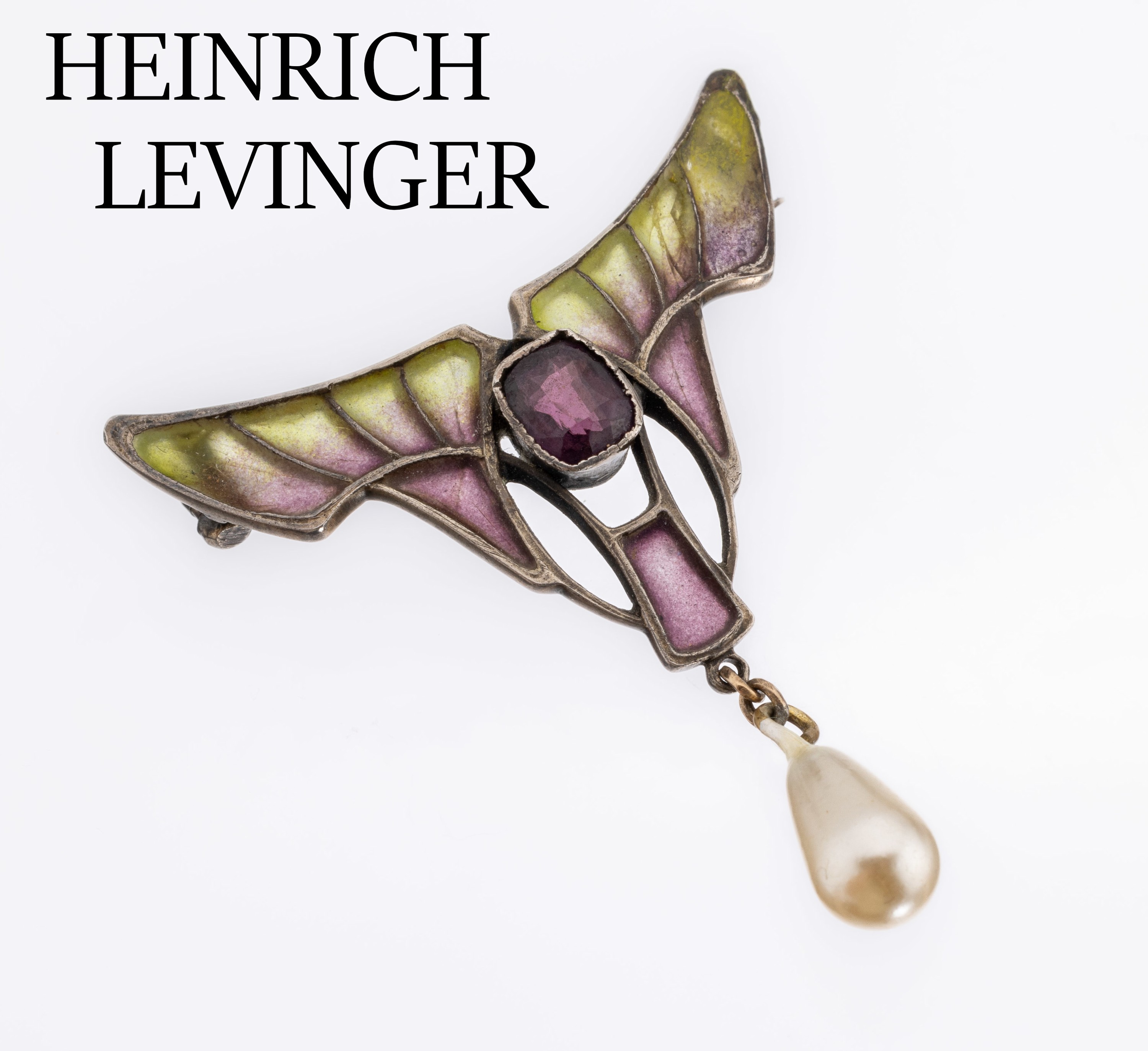 HEINRICH LEVINGER Jugendstil Brosche, 900er Silber, bez. Depose, Marke HL, florale Form, stilisierte Schwingen, in feinem VerlaufGrün und ...