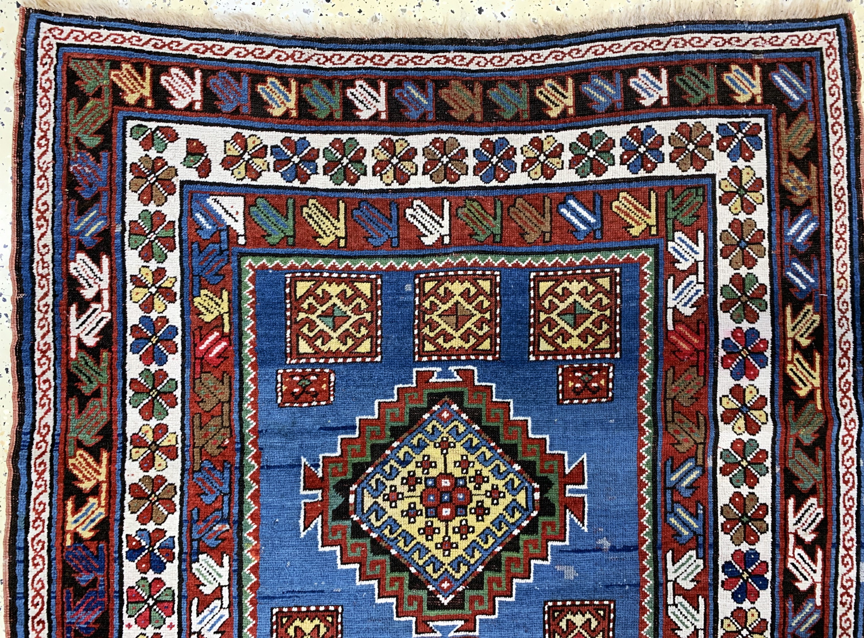 Detail a: Kazak"Schulaver"antik, Kaukasus, um 1900, Wolle auf Wolle, ca. 244 x 130 cm, EHZ: 3, (alte restaurierungen)