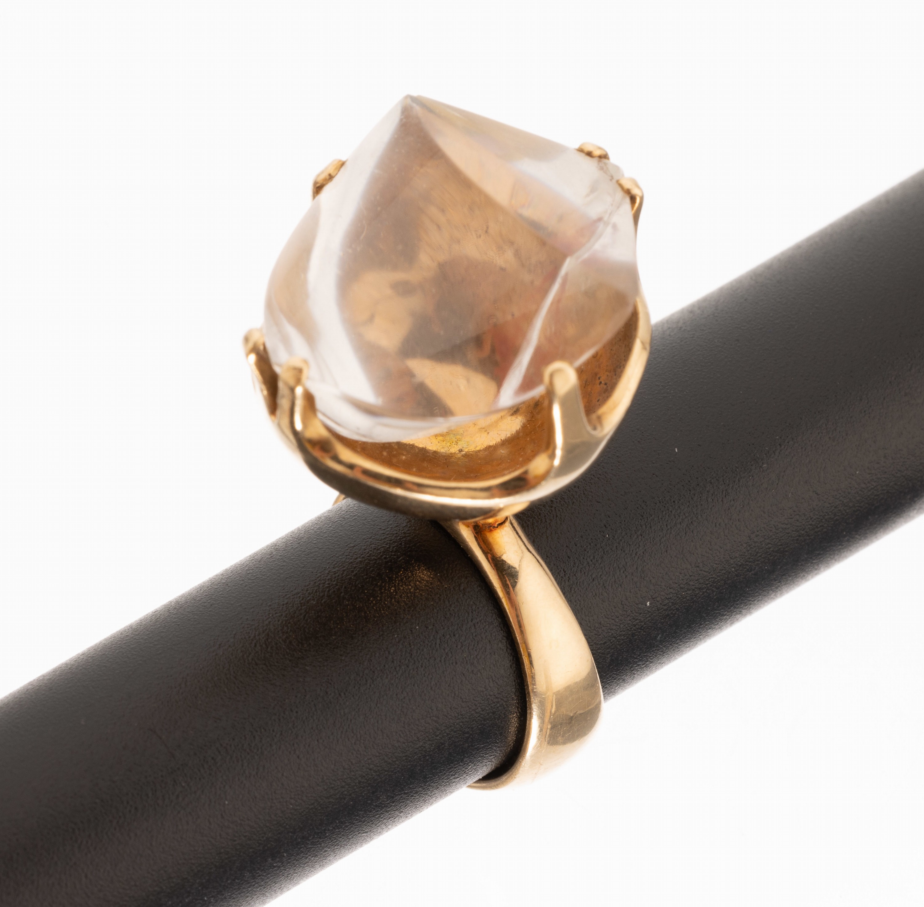 Außergewöhnlicher 14 kt Gold HANS HANSEN Bergkristall-Ring, Dänemark 1960er-70er Jahre, GG 585/00, hoch aufgebauter Ringkopf, Bergkristall im ...