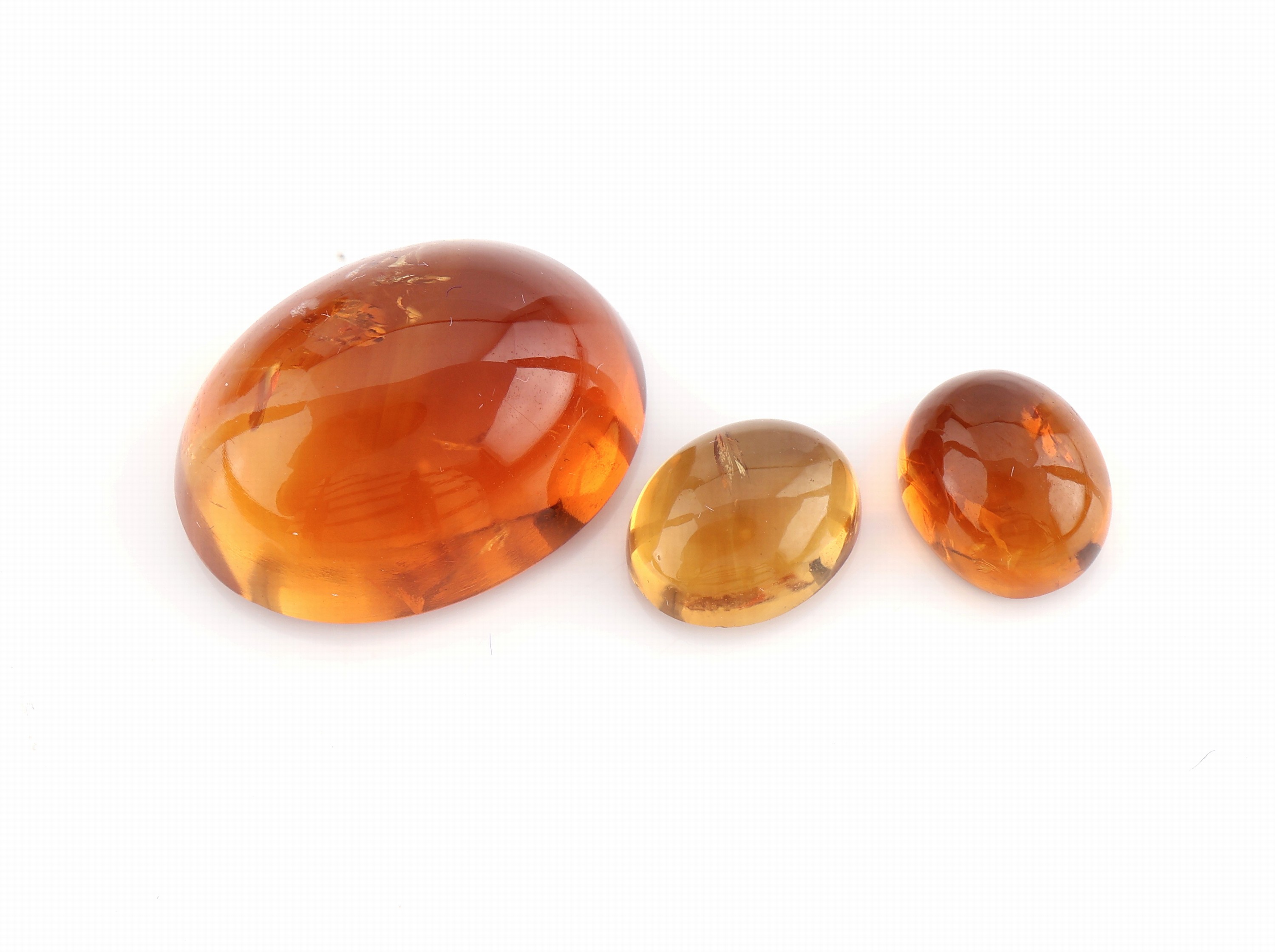 Detail a: Lot lose Citrine, ca. 305 ct, versch. Farben, Schliffformen und Größen