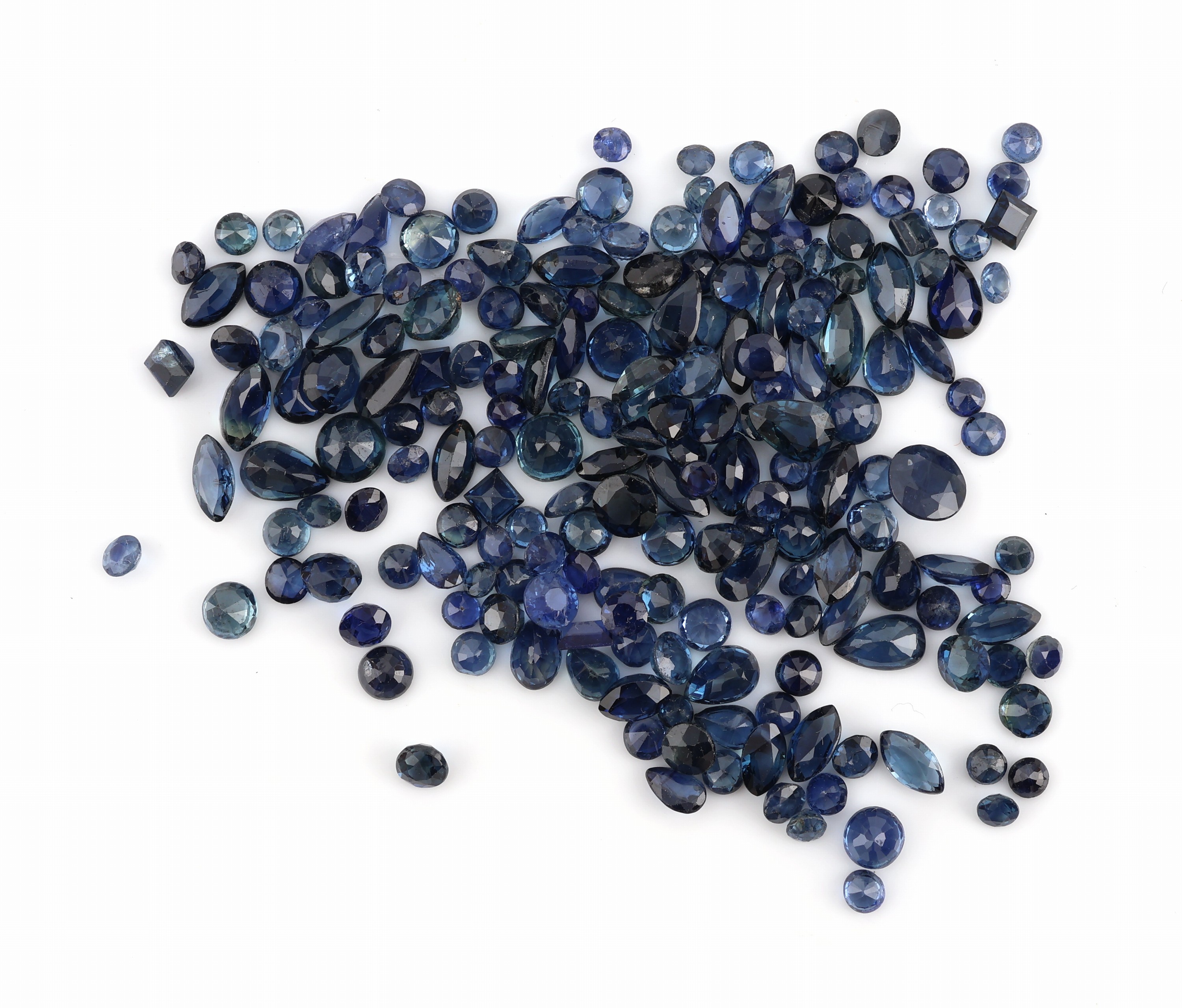 Lot lose Saphire zus. ca. 25.7 ct, versch. Schliffformen