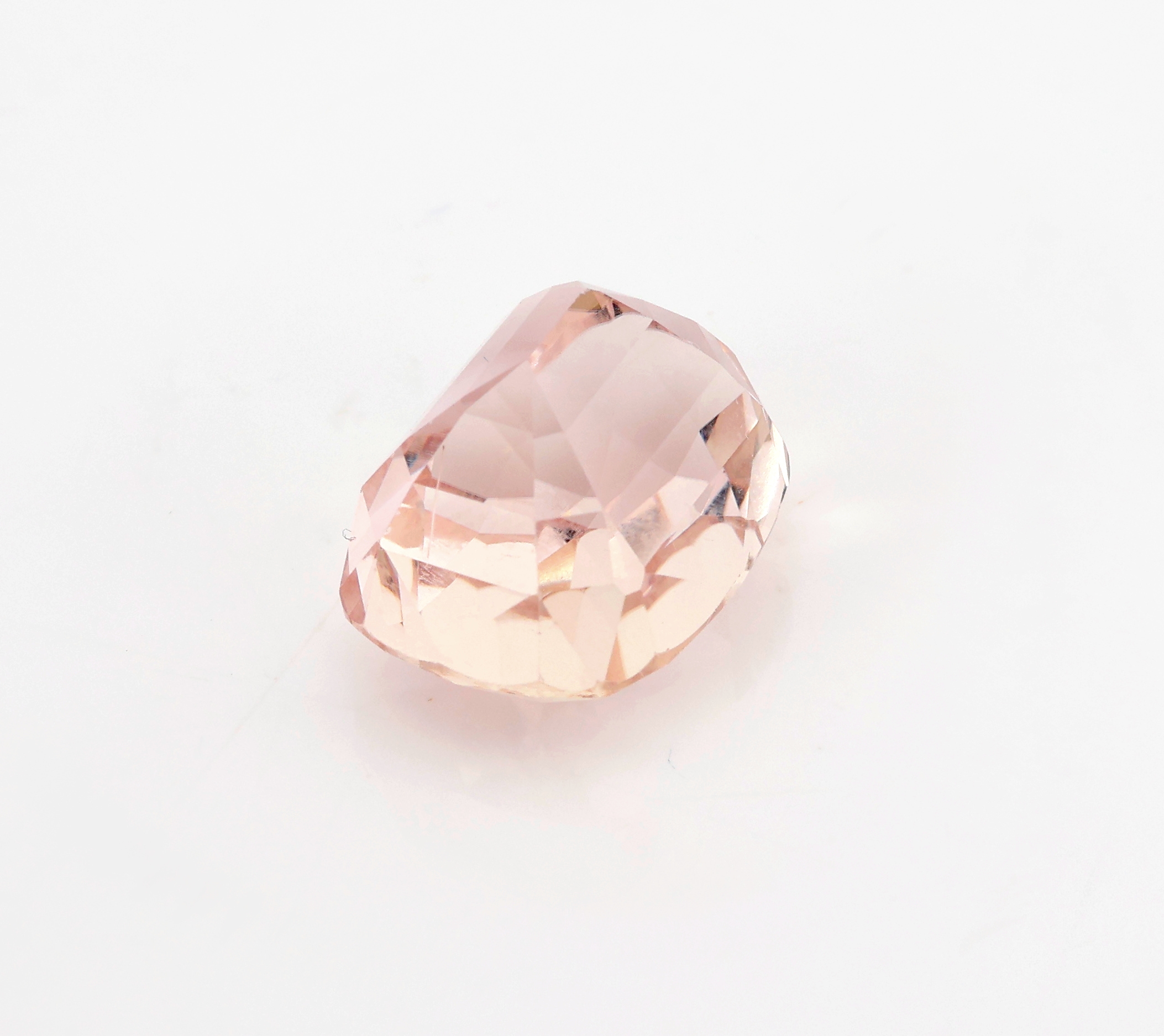 Detail a: Loser Kunzit ca. 14.8 ct, Kissenschliff