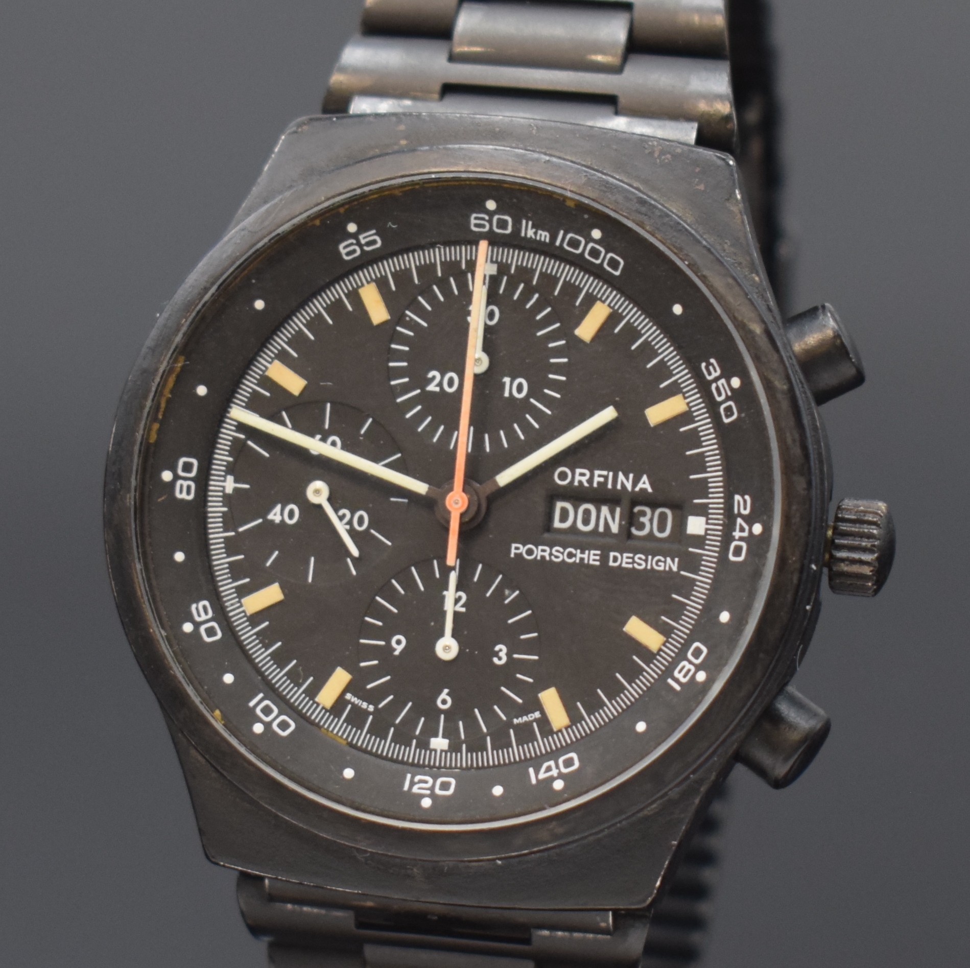 Detail a: ORFINA Porsche Design Armbandchronograph in Stahl, Schweiz um 1985, Automatik, schwarz beschichtetes Geh. u. Band m. Faltschl., Stahlboden verschr., ...