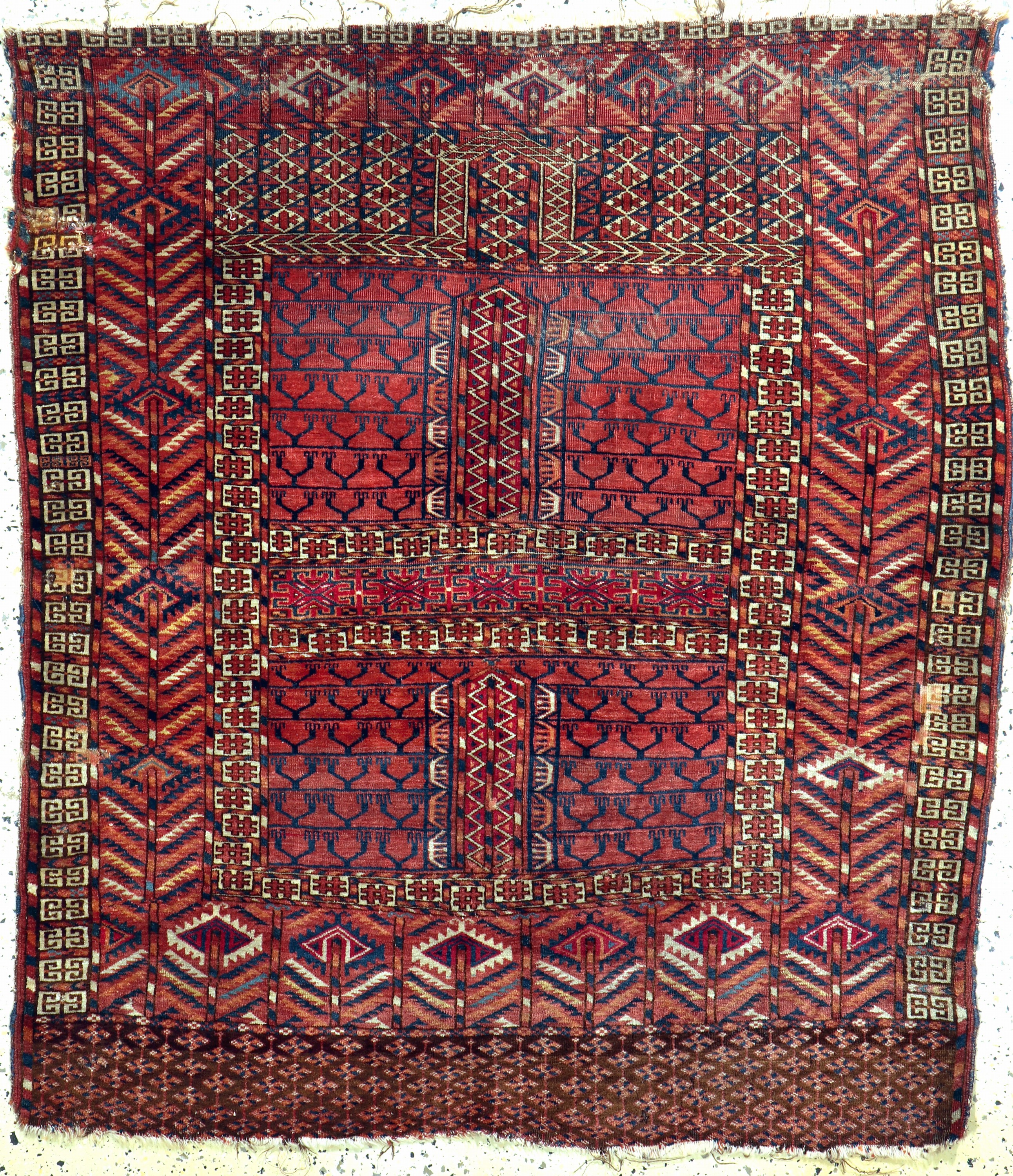 Tekke Engsi antik, Turkmenistan, 19.Jhd, Wolle auf Wolle, ca. 150 x 130 cm, EHZ: 4,aus Sammlungsauflösung