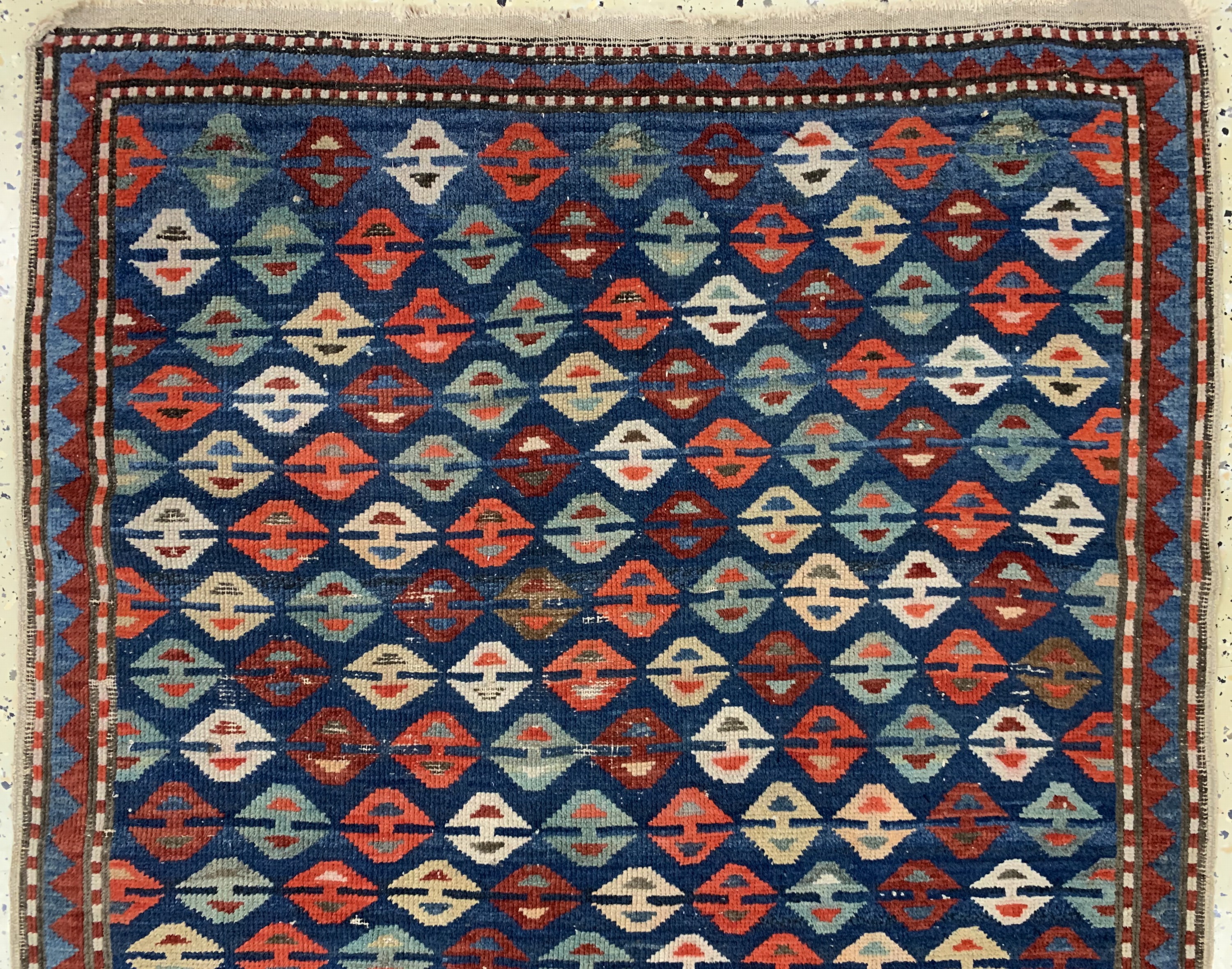 Detail a: Schirwan Kazak antik, Kaukasus, um 1900, Wolle auf Wolle, ca. 170 x 100 cm, EHZ: 2-3 ,aus Sammlungsauflösung