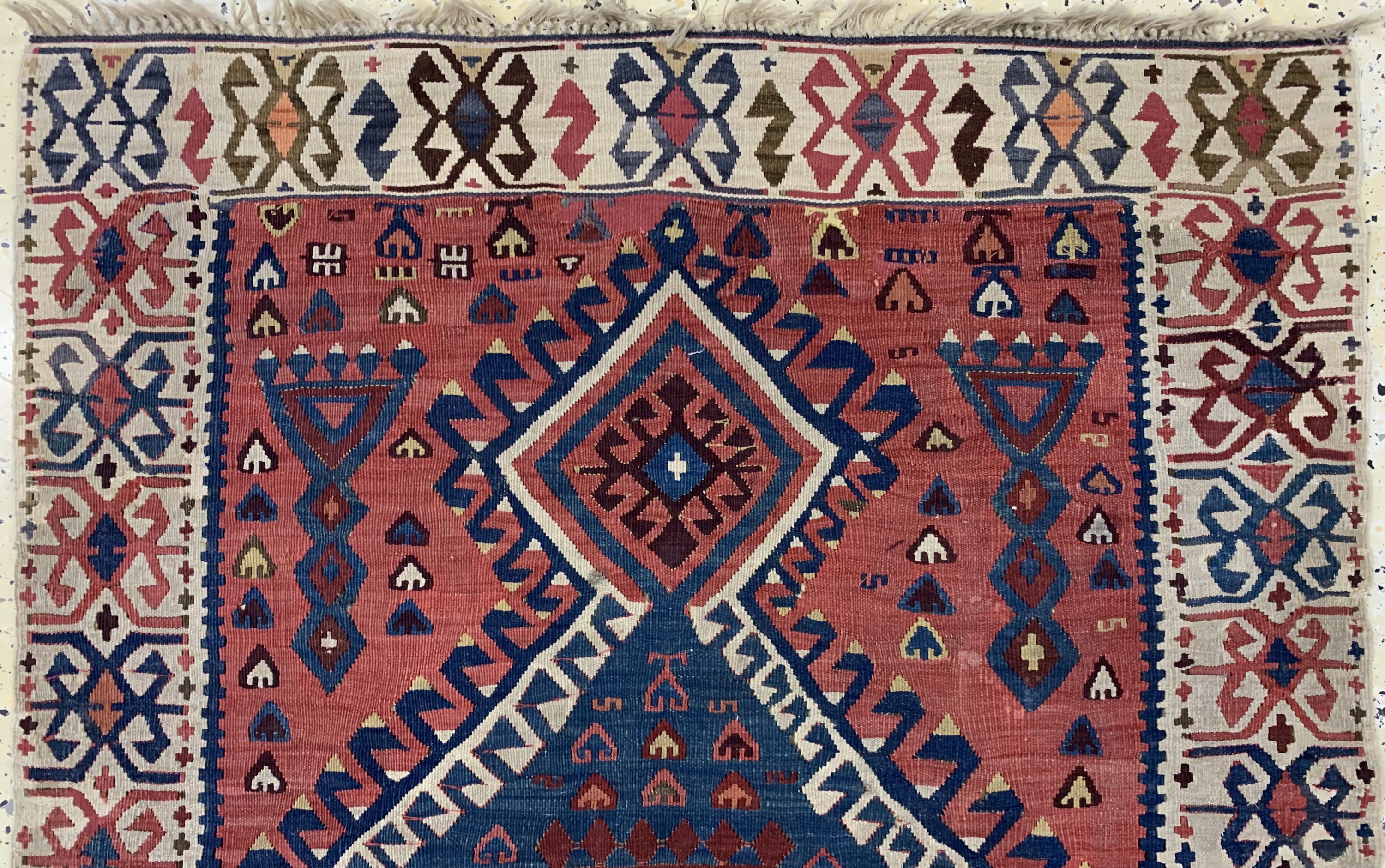 Detail a: Konya"Gebetskelim"antik, Türkei, 19.Jhd, Wolle auf Wolle, ca. 190 x 100 cm, EHZ: 2, (kleine Restaurierungen),aus Sammlungsauflösung
