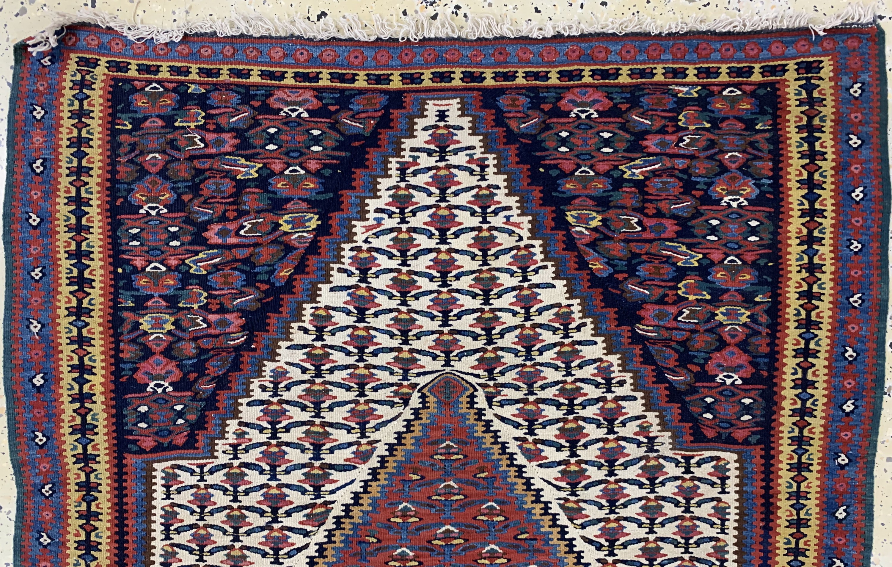 Detail a: Senneh Kelim, Persien, Mitte 20.Jhd, Wolle auf Baumwolle, ca. 150 x 110 cm, EHZ: 2,aus Sammlungsauflösung