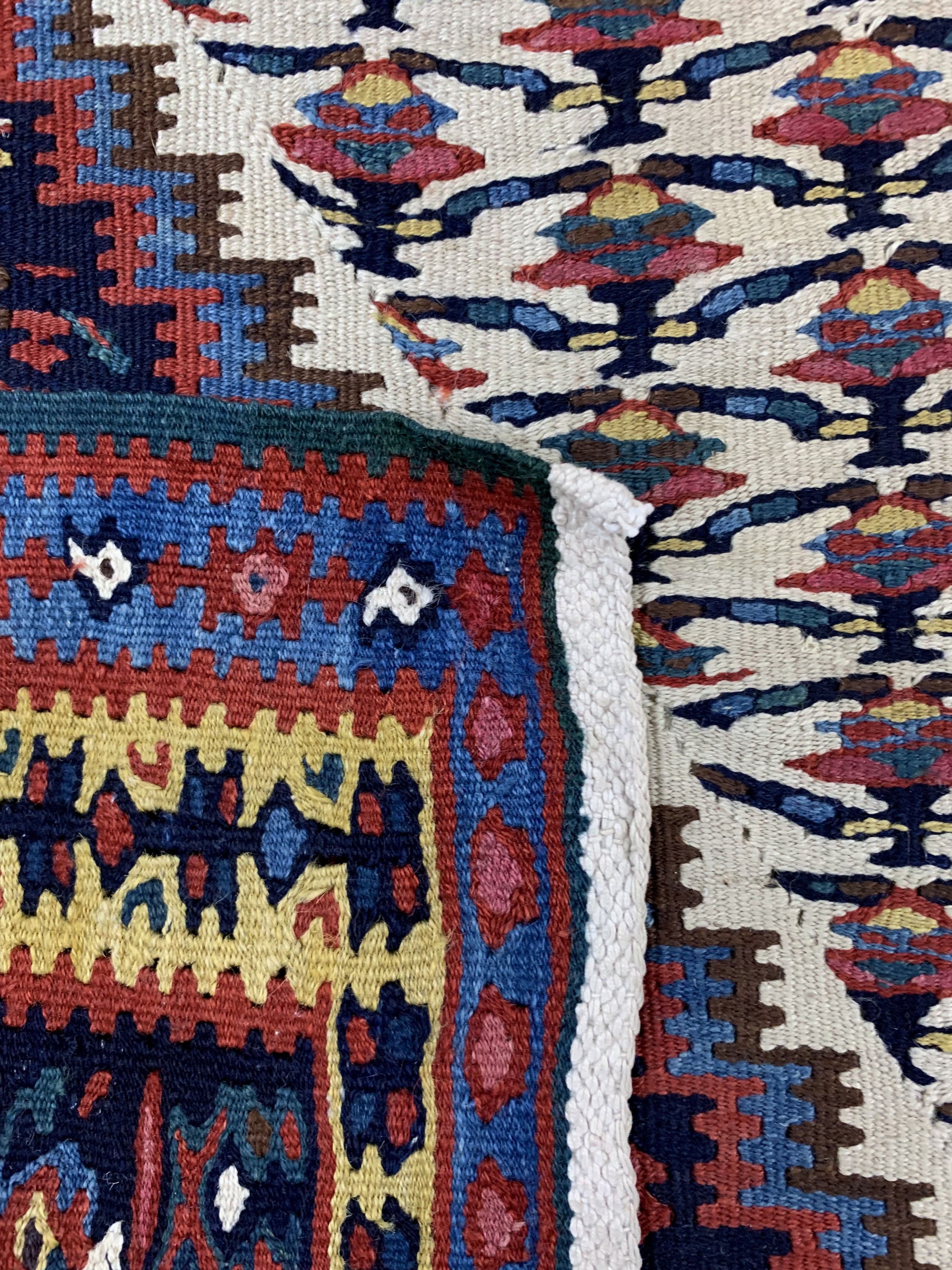 Detail e: Senneh Kelim, Persien, Mitte 20.Jhd, Wolle auf Baumwolle, ca. 150 x 110 cm, EHZ: 2,aus Sammlungsauflösung