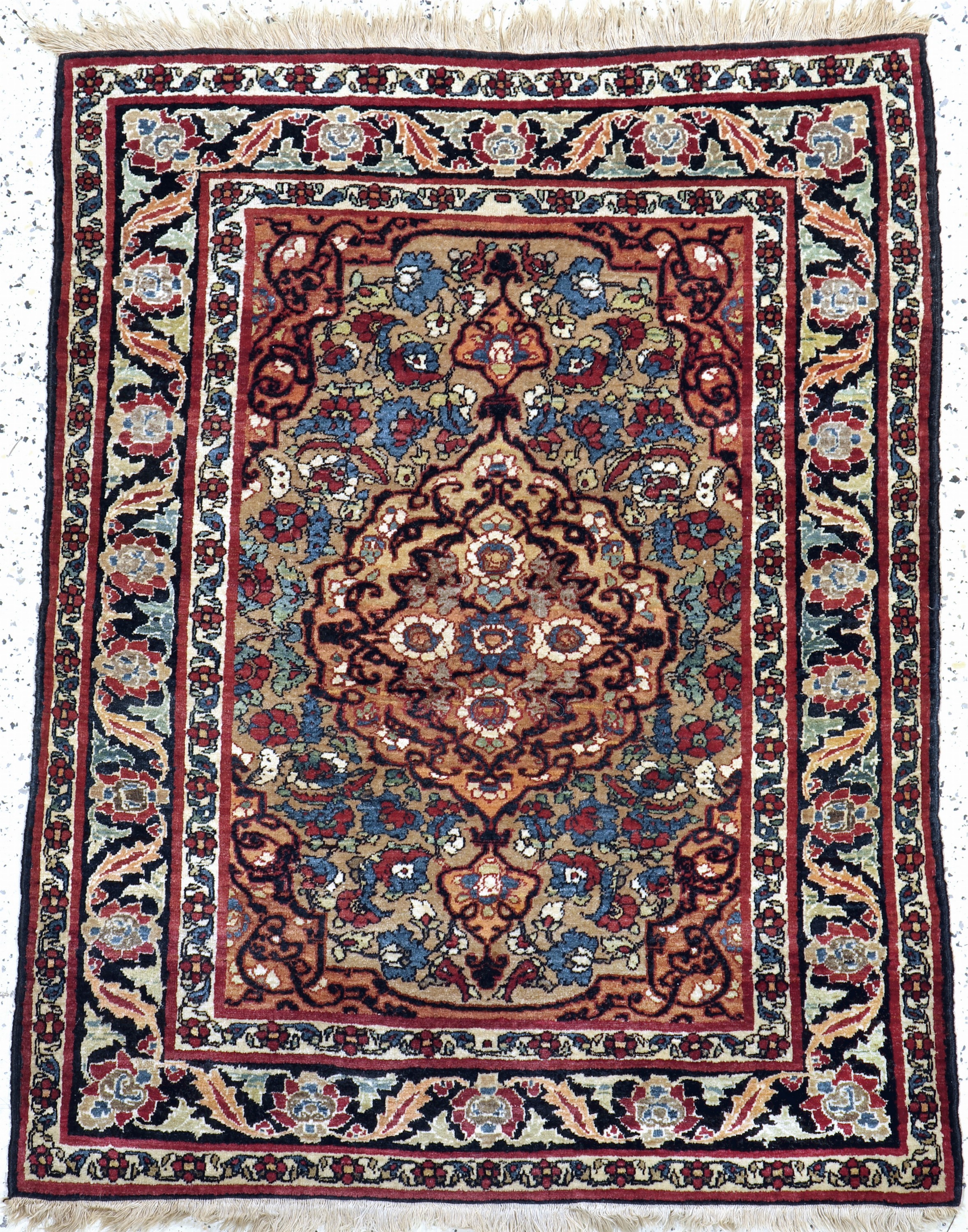 Antiker Semnan, Persien, um 1900, Wolle aufBaumwolle, ca. 120 x 100 cm, EHZ: 1-2, aus Sammlungsauflösung