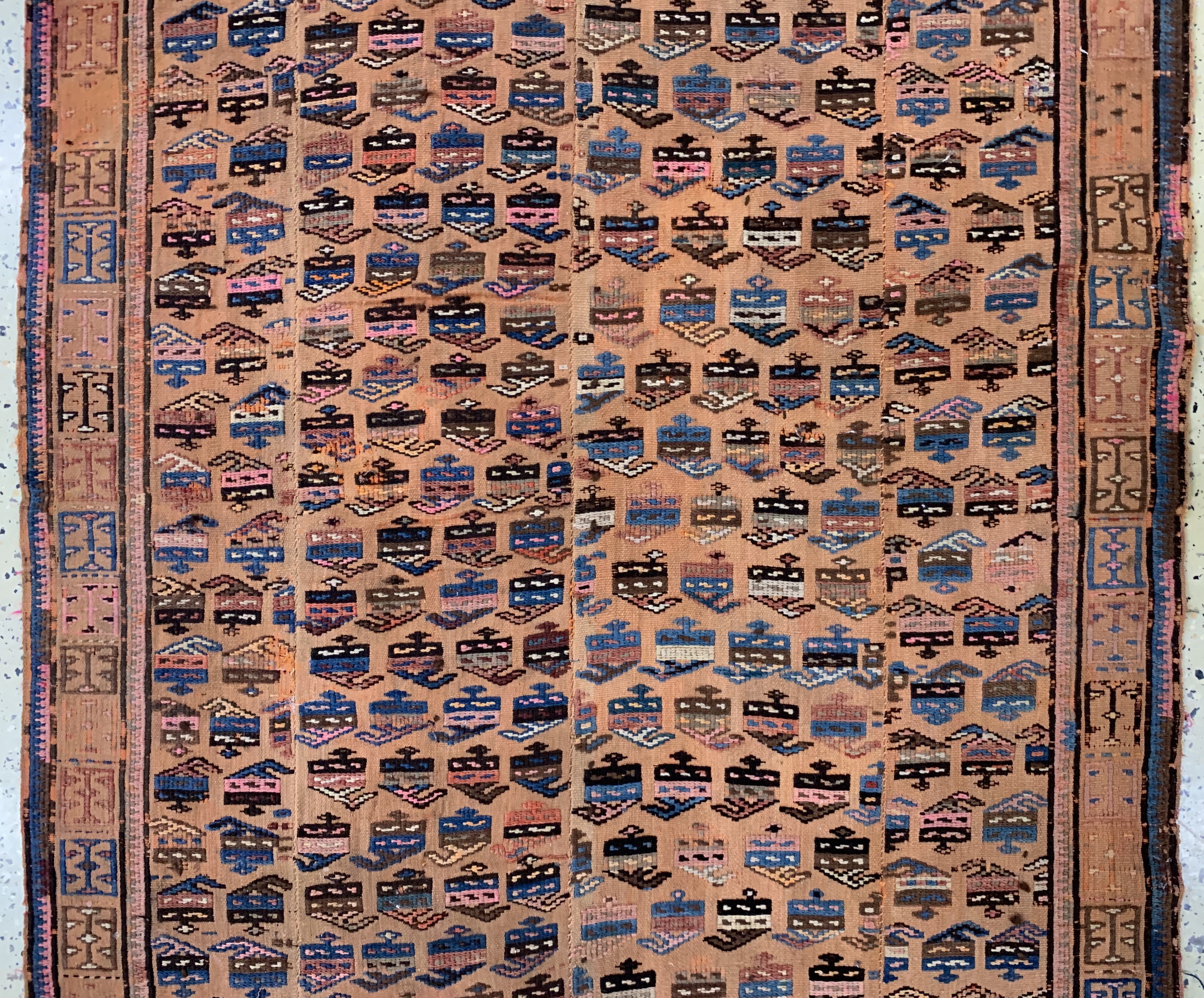 Detail b: Antiker"Verneh"(4 Bahnig), Persien, 19.Jhd,Wolle auf Wolle, ca. 250 x 105 cm, EHZ: 3,aus Sammlungsauflösung