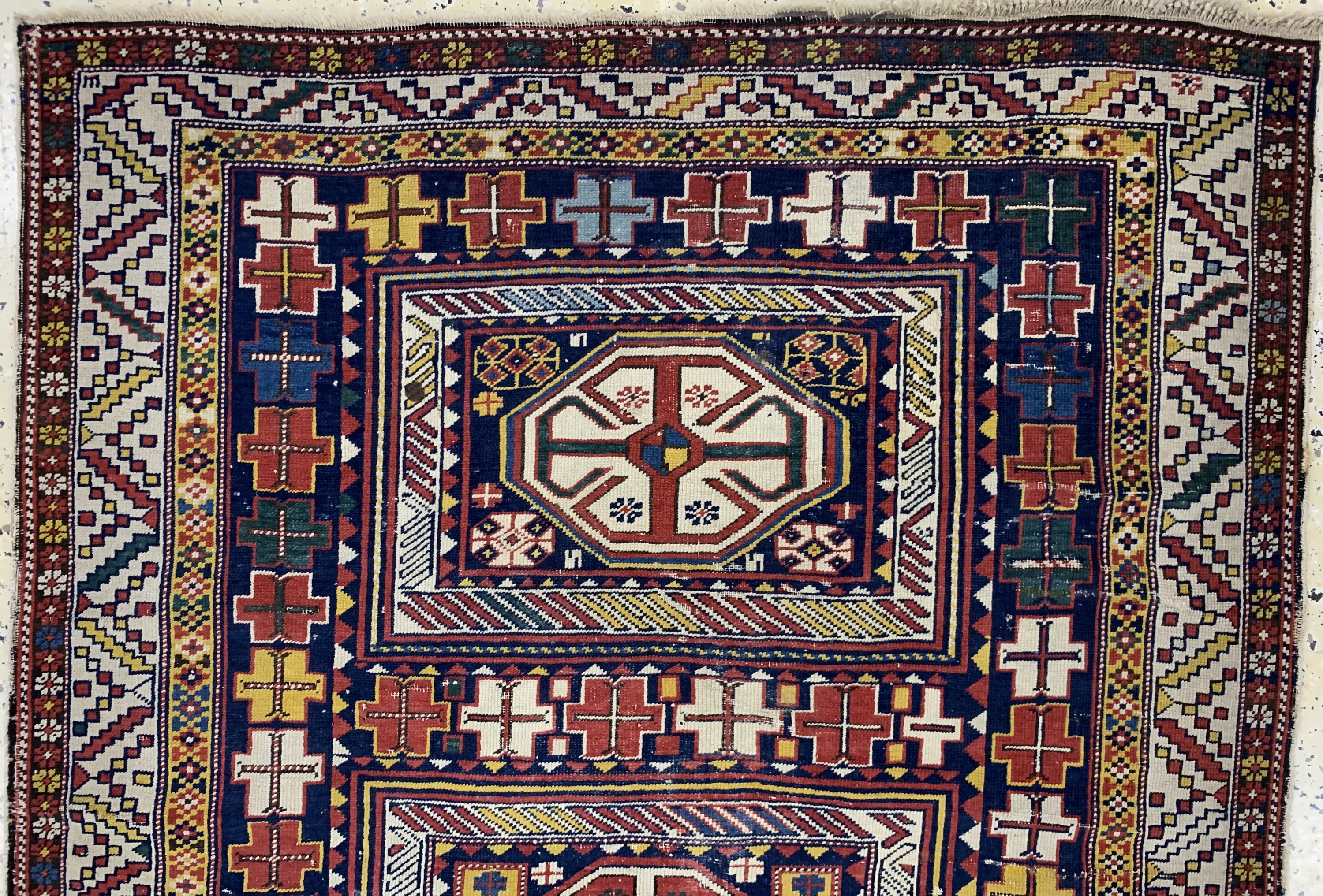 Detail a: Schirwan Kazak antik, Kaukasus, um 1900, Wolle auf Wolle, ca. 160 x 120 cm, EHZ: 3,aus Sammlungsauflösung