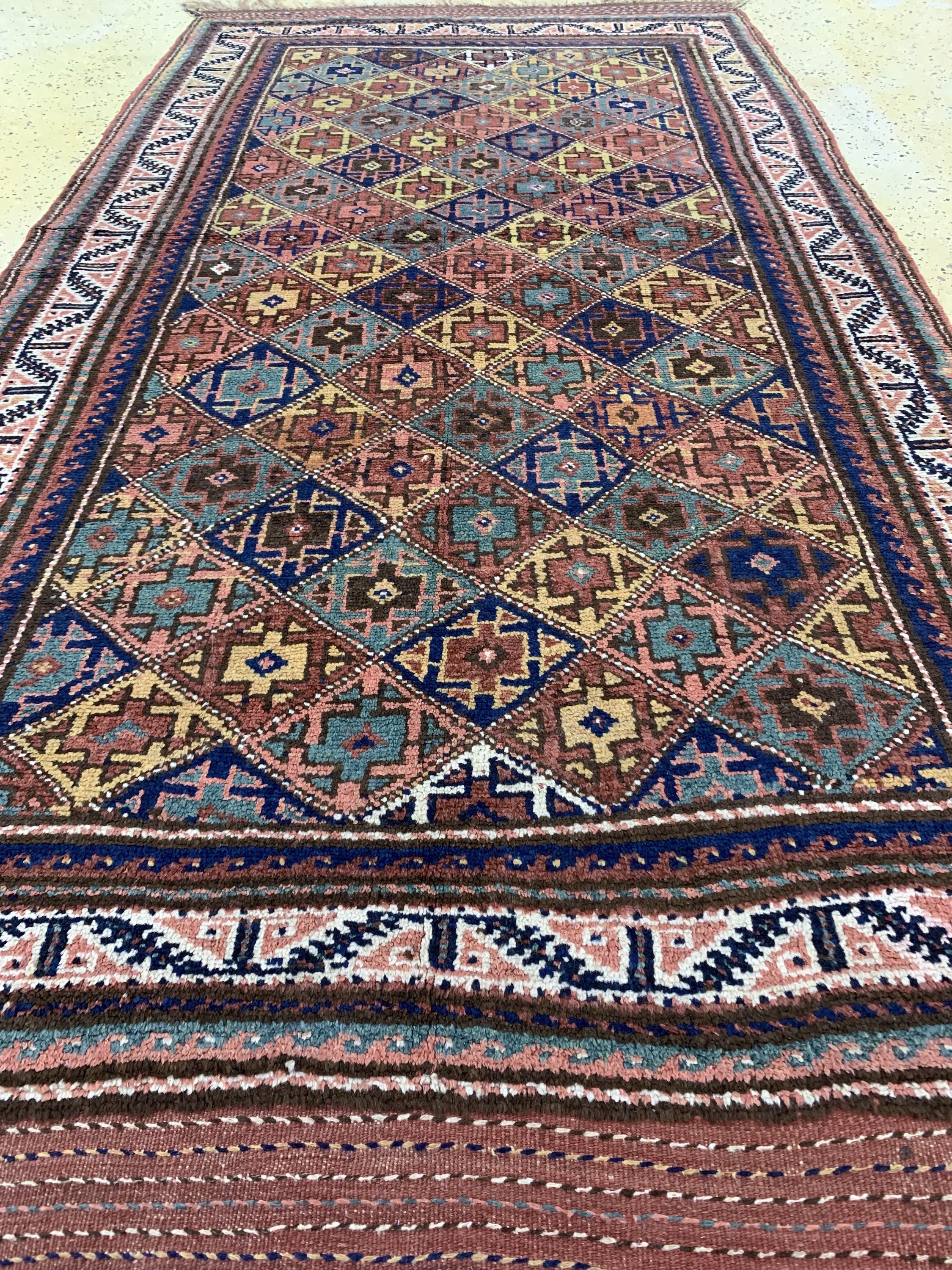 Detail d: Khorasan Kordi antik, Persien, um 1900, Wolle auf Wolle, ca. 260 x 137 cm, EHZ: 2,aus Sammlungsauflösung