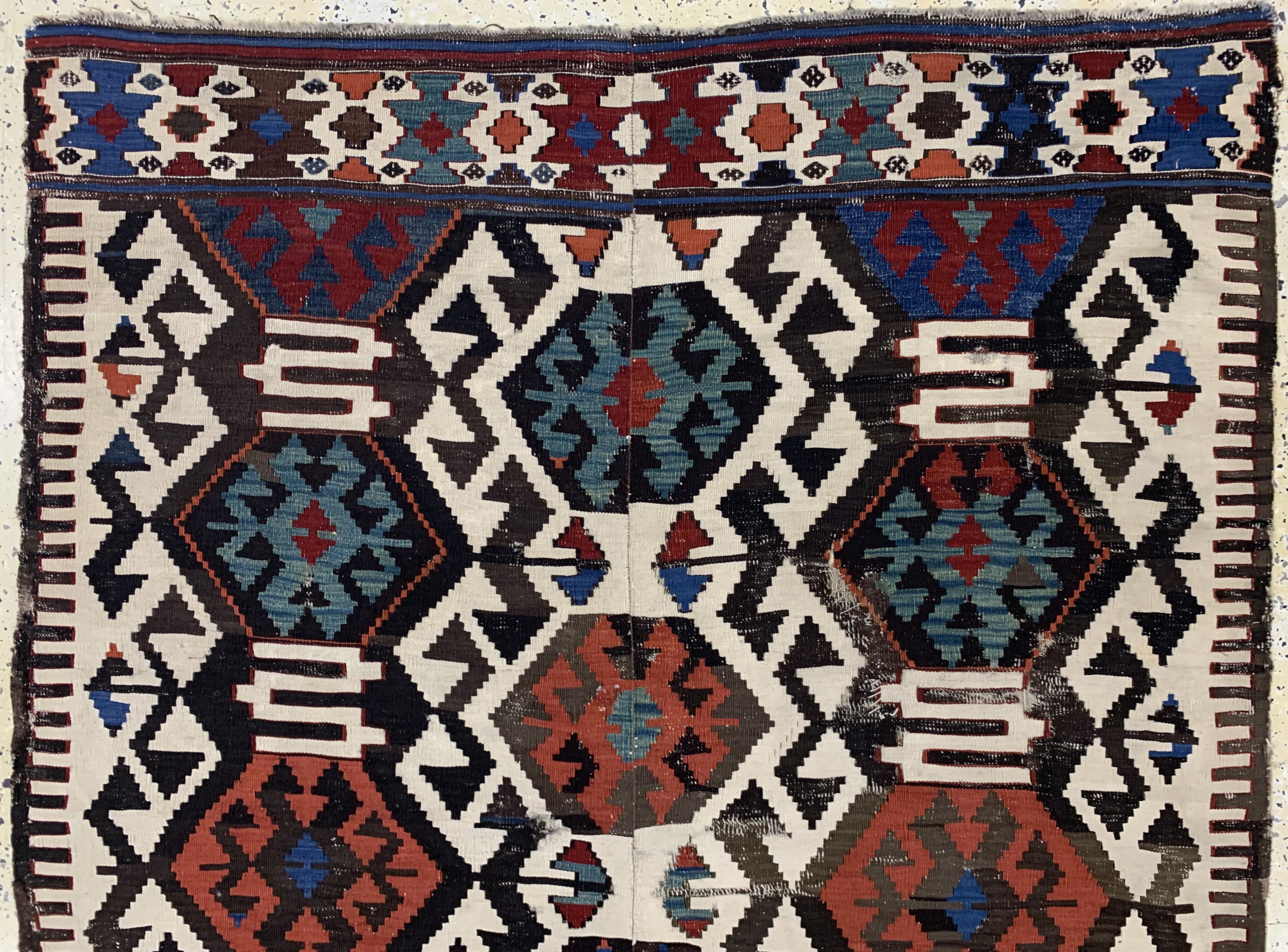 Detail a: "Aydin"Kelim antik, Türkei, 19.Jhd, Wolle auf Wolle, ca. 295 x 155 cm, EHZ: 2, (kleine restaurierungen))aus Sammlungsauflösung