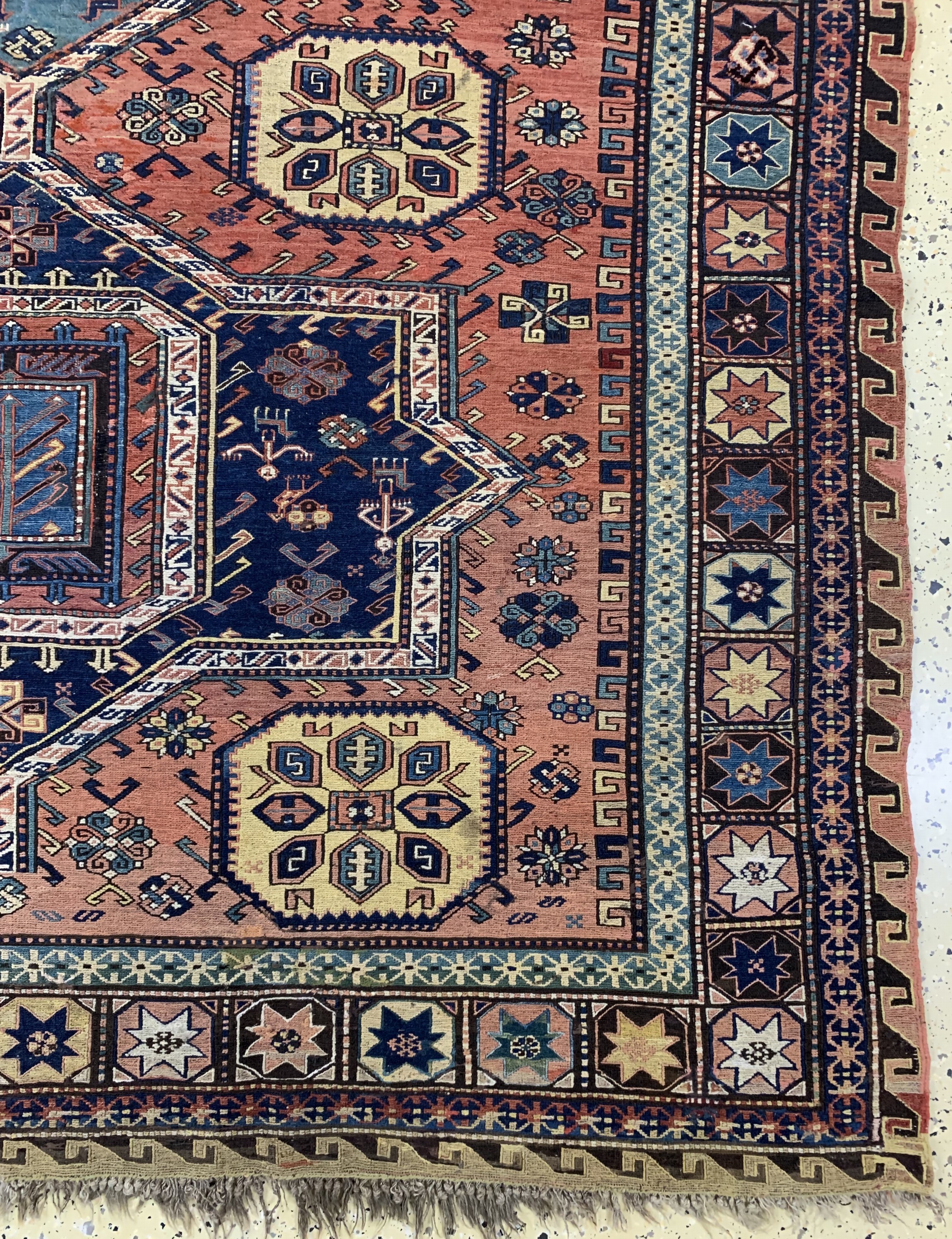 Detail a: Antiker Sumakh, Kaukasus, um 1900, Wolle auf Wolle, ca. 273 x 195 cm, EHZ: 2