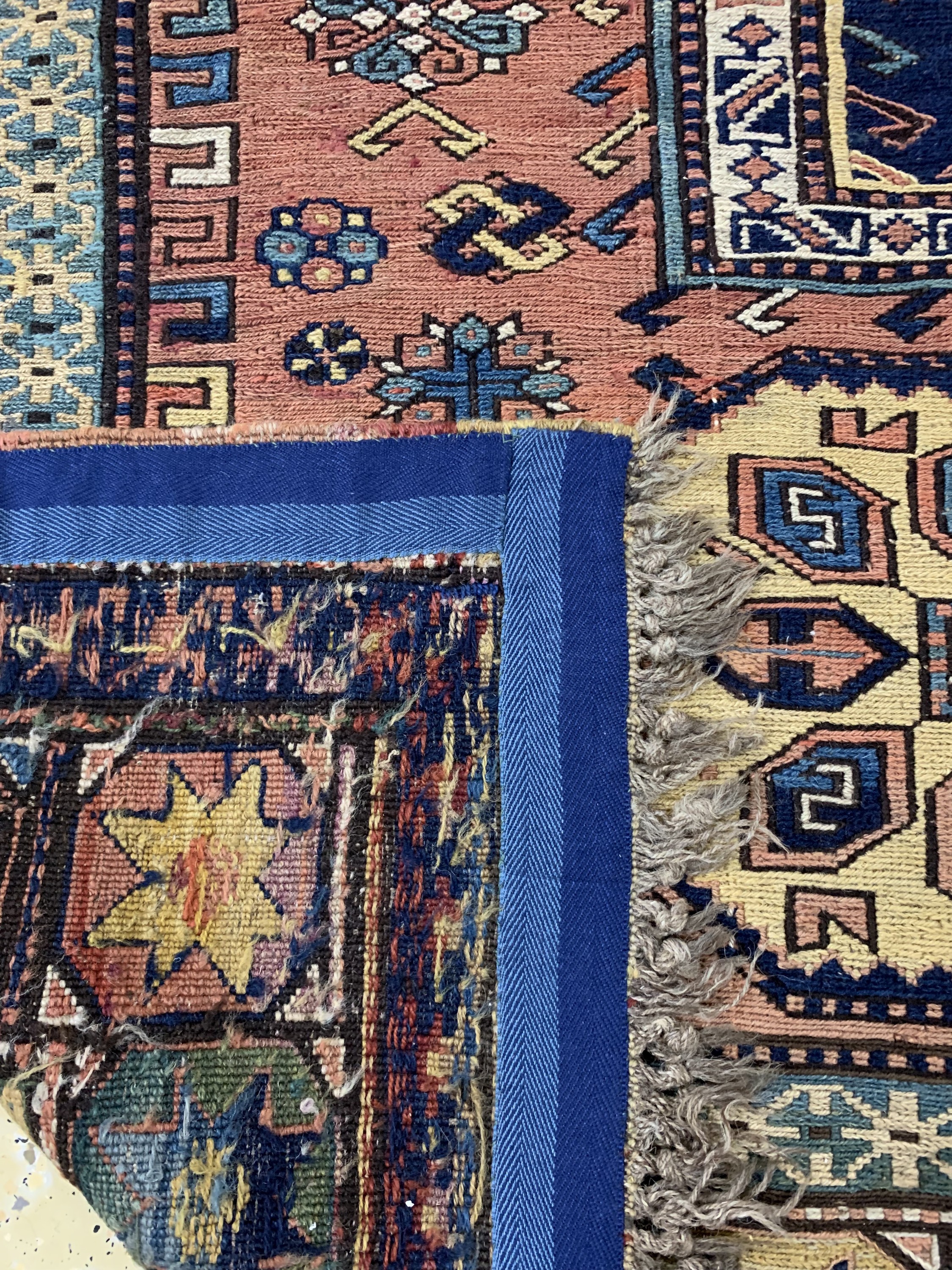 Detail g: Antiker Sumakh, Kaukasus, um 1900, Wolle auf Wolle, ca. 273 x 195 cm, EHZ: 2