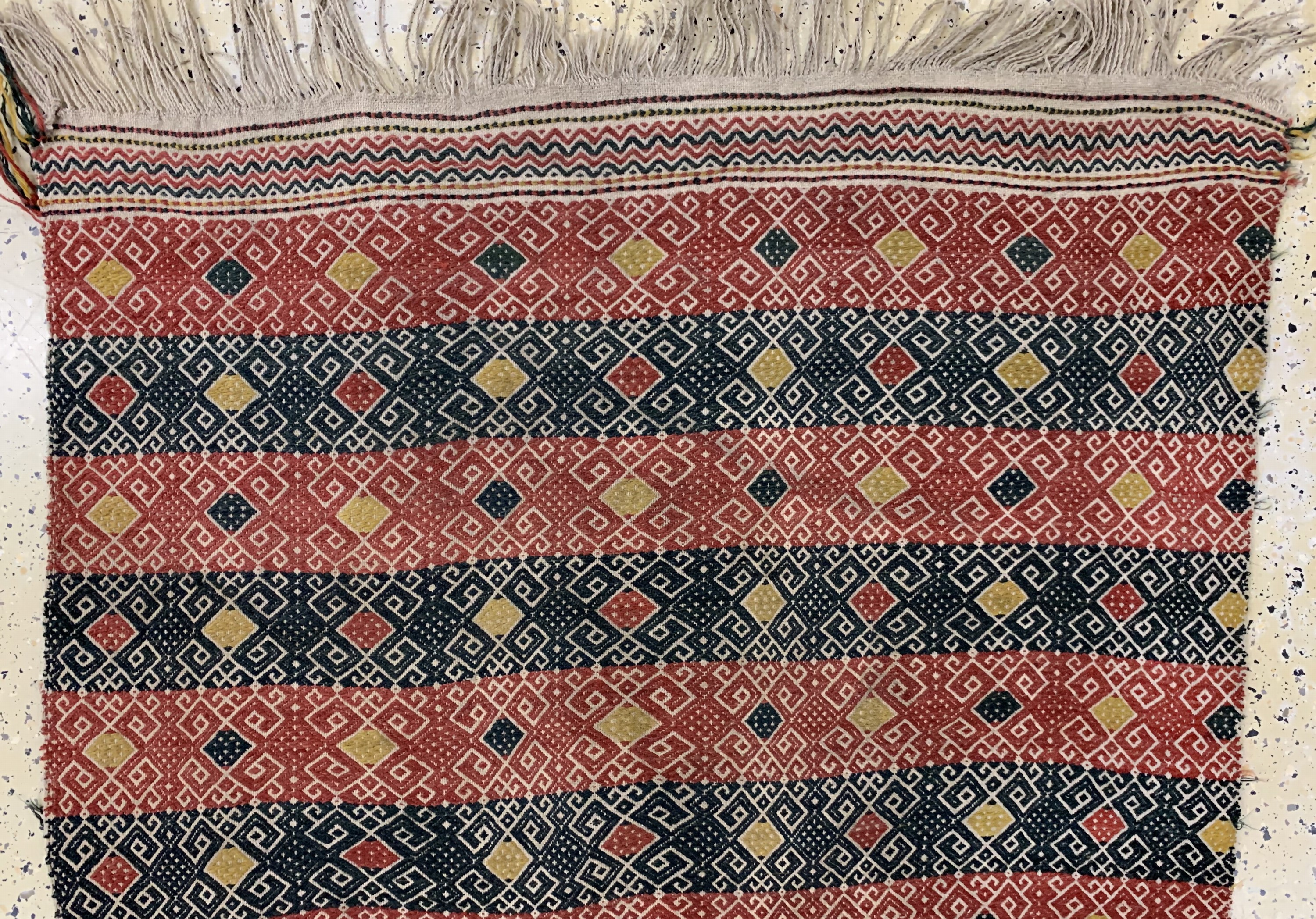 Detail a: Antiker Verneh, Türkei, um 1900, Wolle auf Wolle, ca. 190 x 110 cm, Reinigungsbedürftig, EHZ: 2,aus Sammlungsauflösung